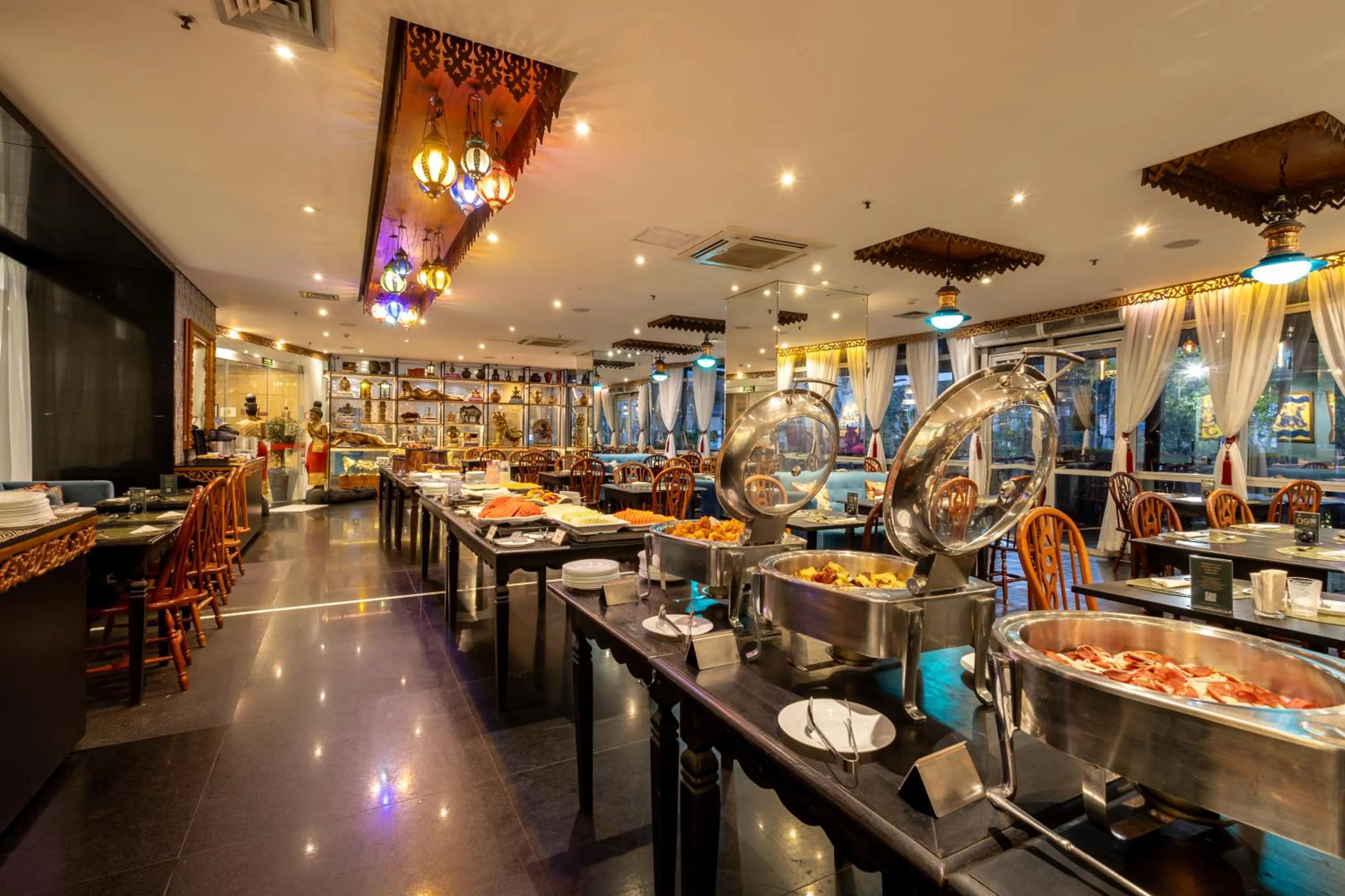 Buffet breakfast in Hotel Transamerica Berrini