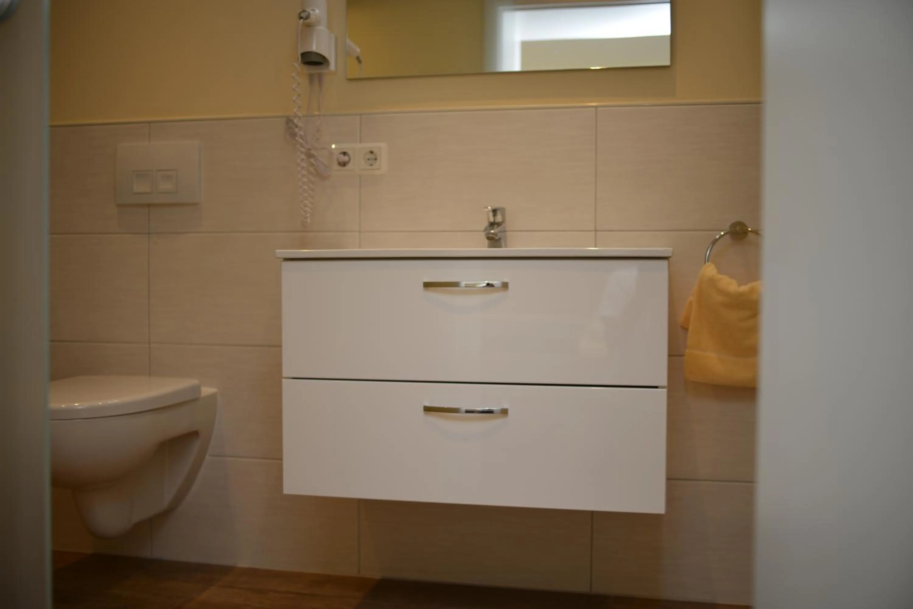 Bathroom in Hotel Zur Stadt Cassel