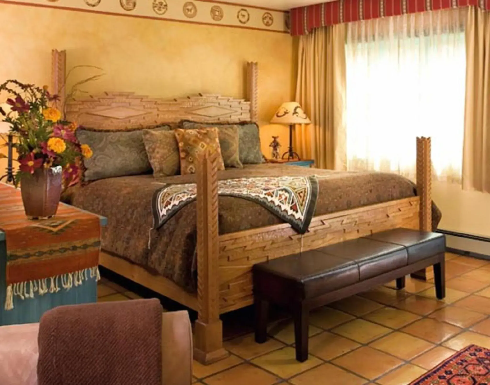 Deluxe King Room in El Farolito B&B Inn Deluxe King Room in El Farolito B&B Inn