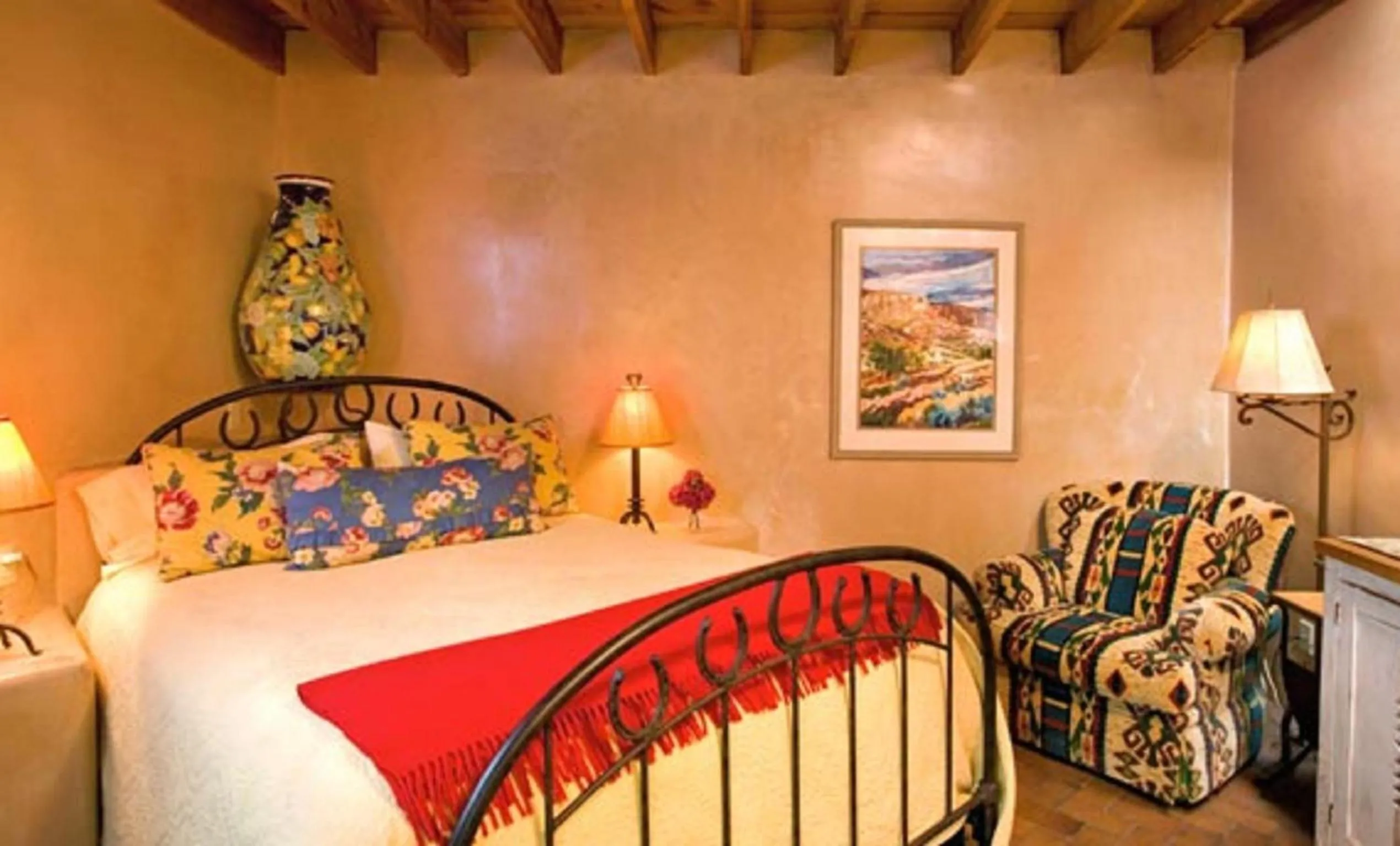 Standard Queen Room in El Farolito B&B Inn