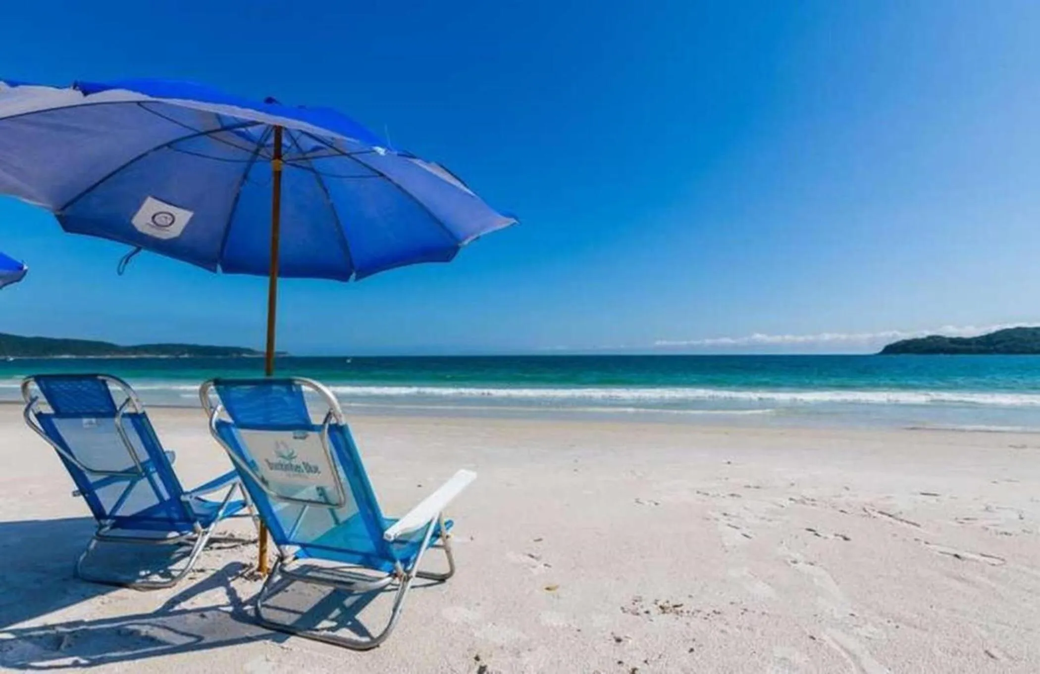 Beach in Bombinhas Blue Suítes