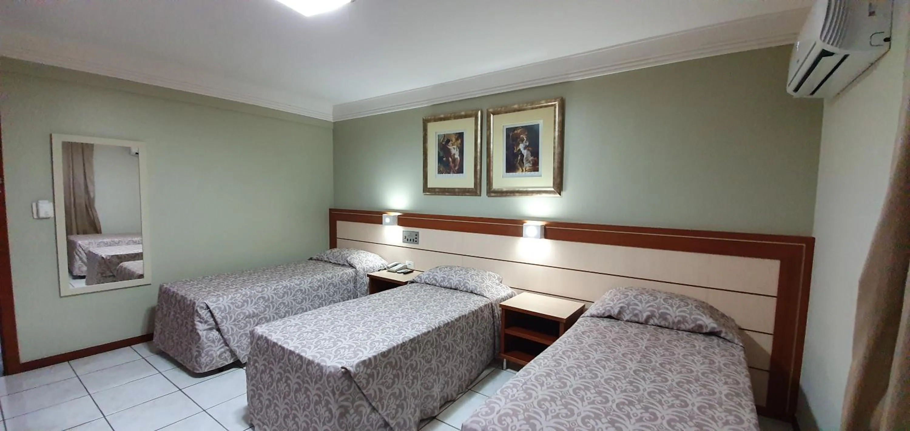 Photo of the whole room, Bed in Brumado Hotel