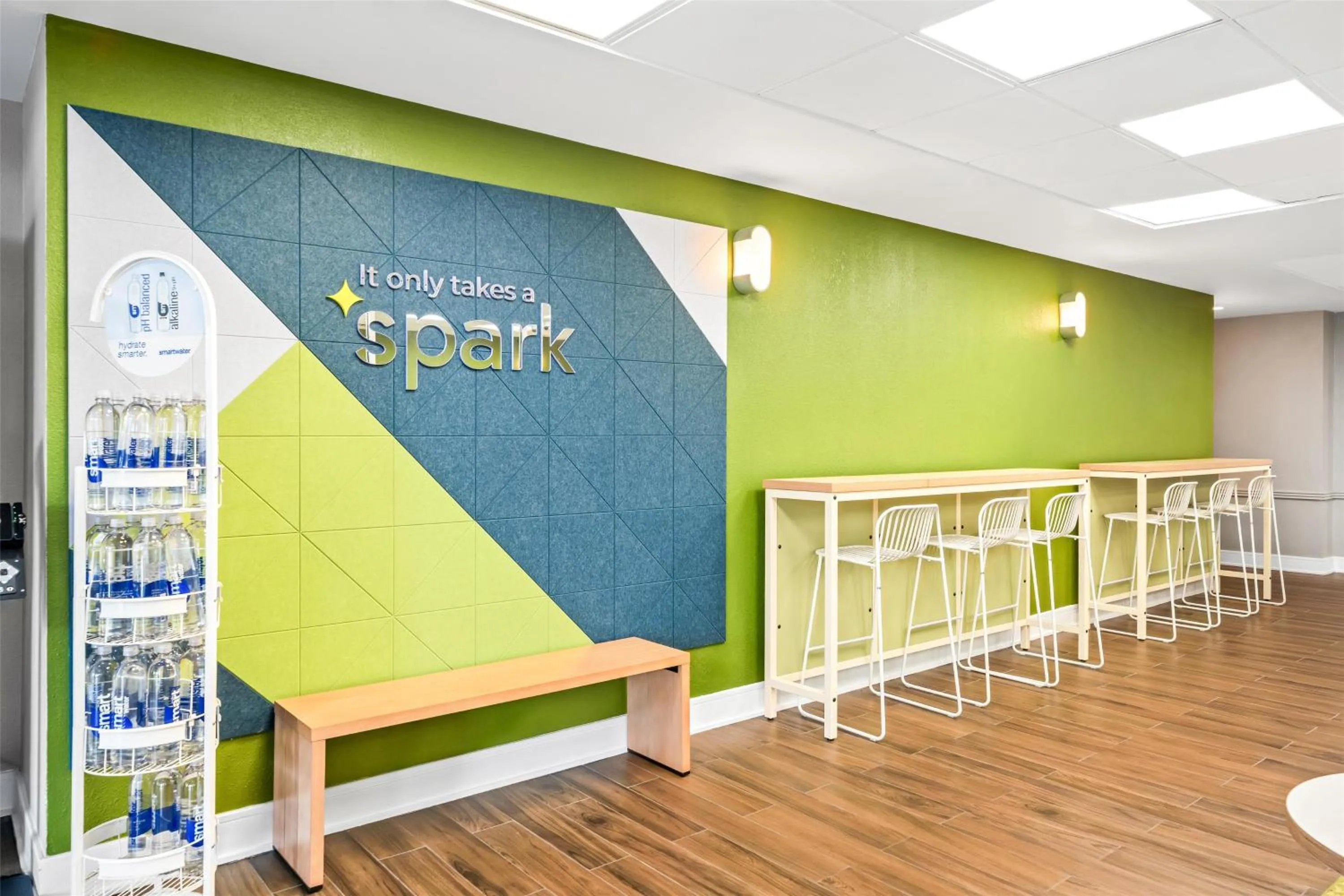 Lobby or reception in Spark by Hilton Orlando near Universal