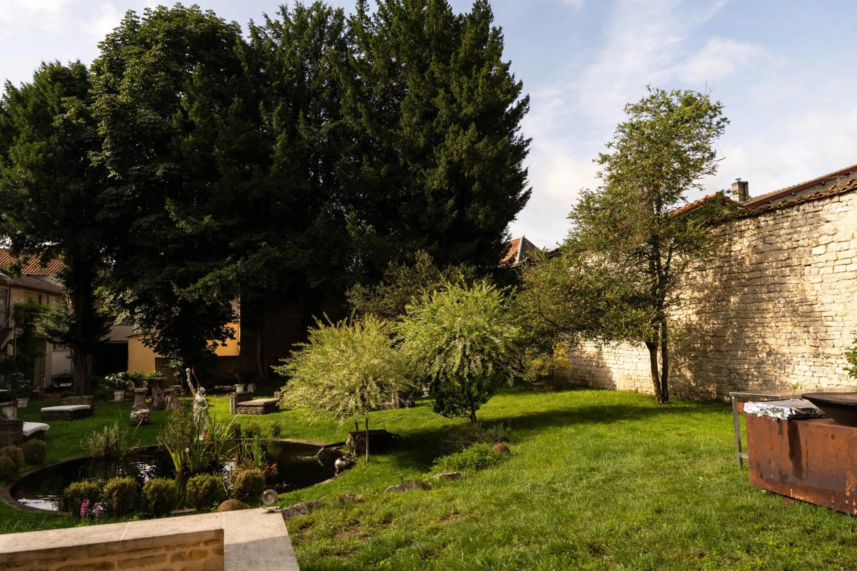 Garden in LE SOLEIL D'OR