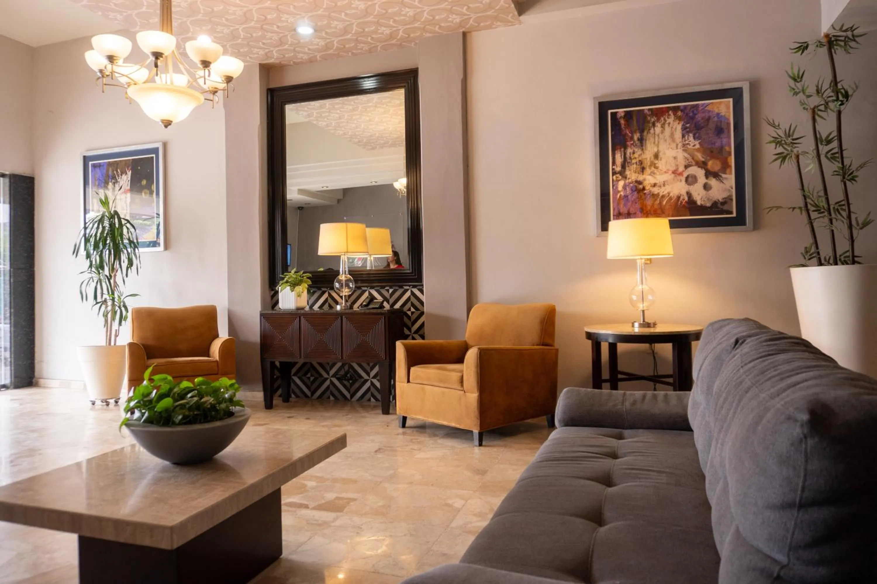 Living room in Hotel America Centro