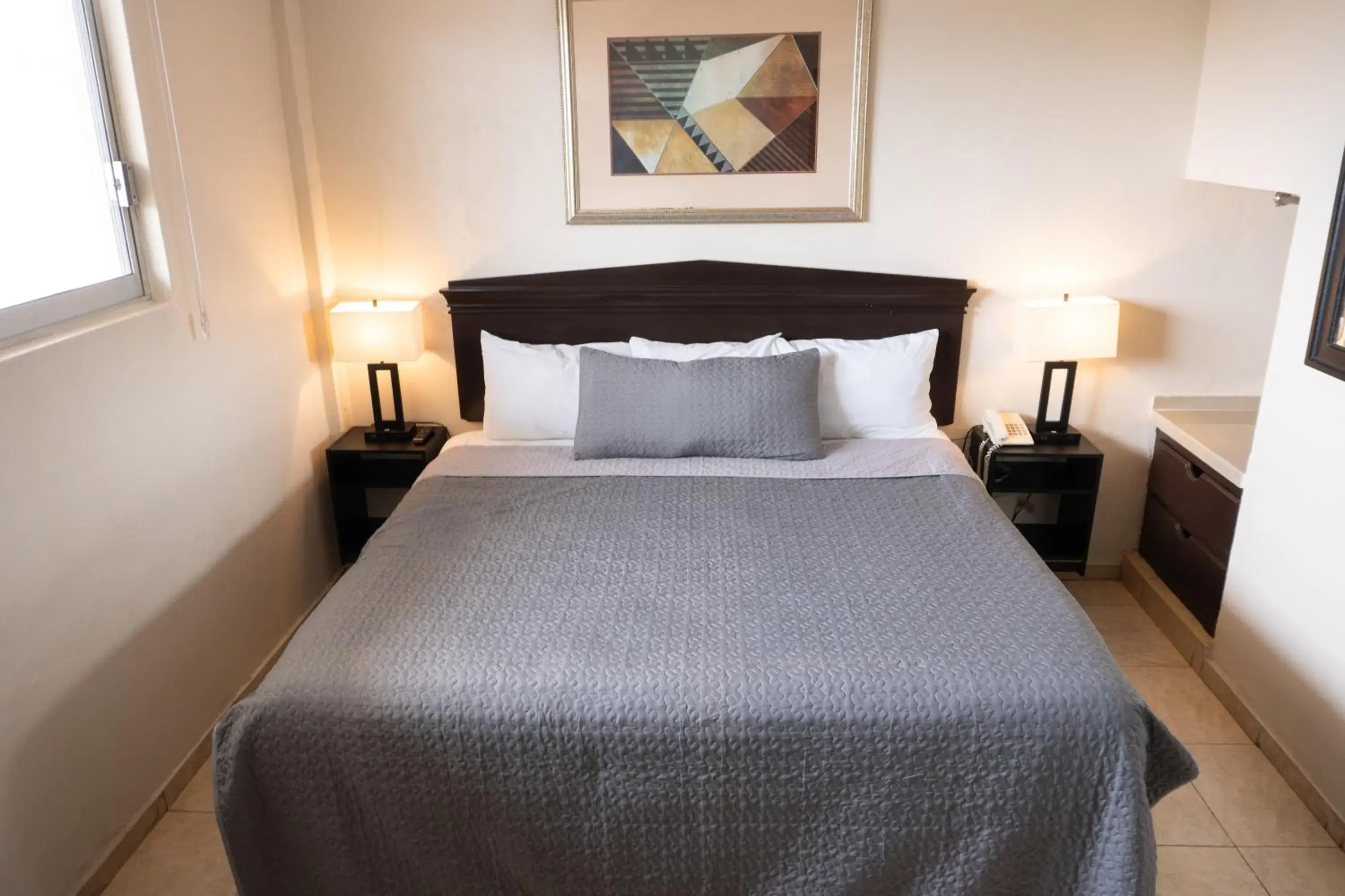 Economy Double Room in Hotel America Centro Economy Double Room in Hotel America Centro