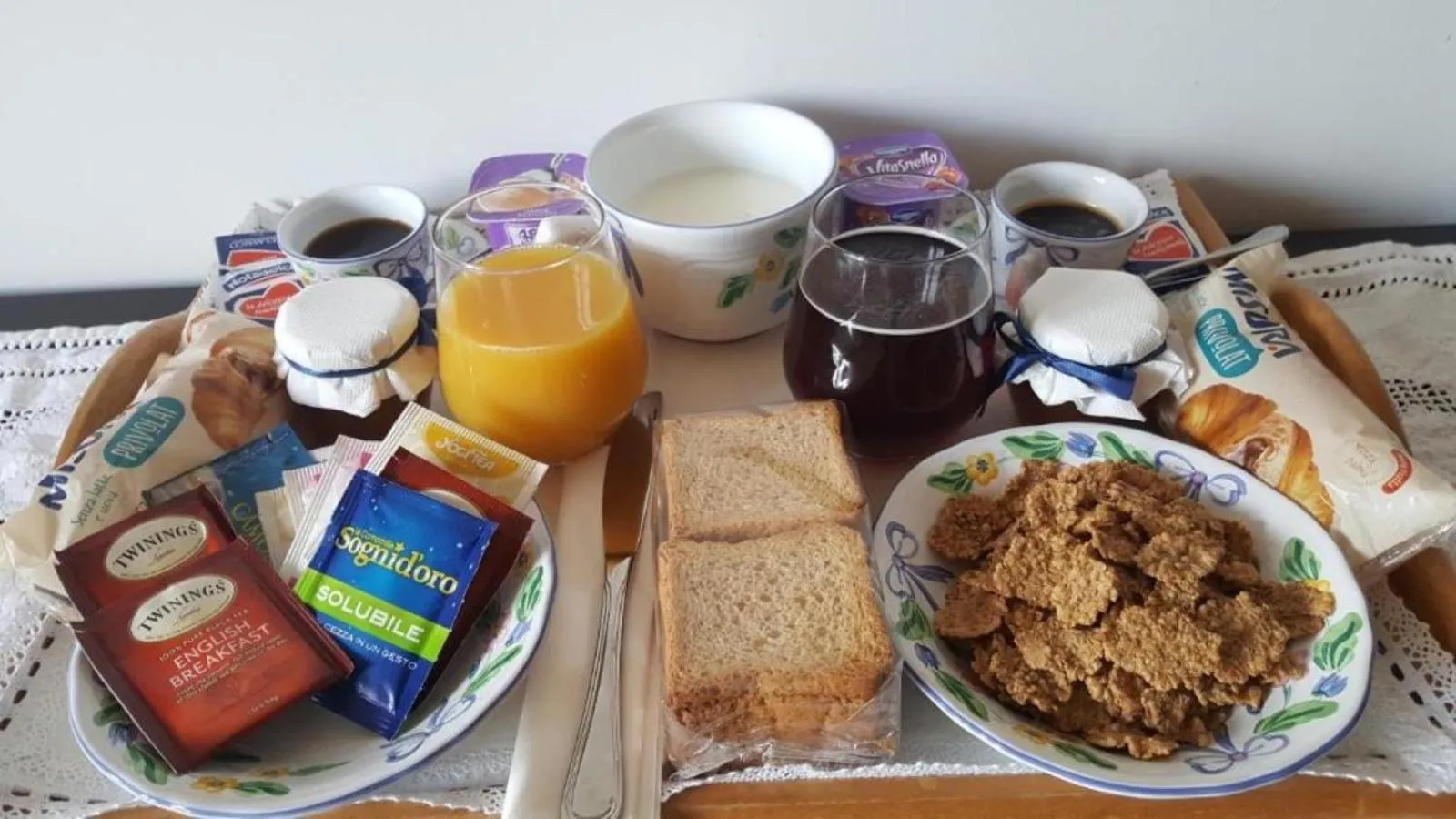 Breakfast in La Stella dei Venti B&B