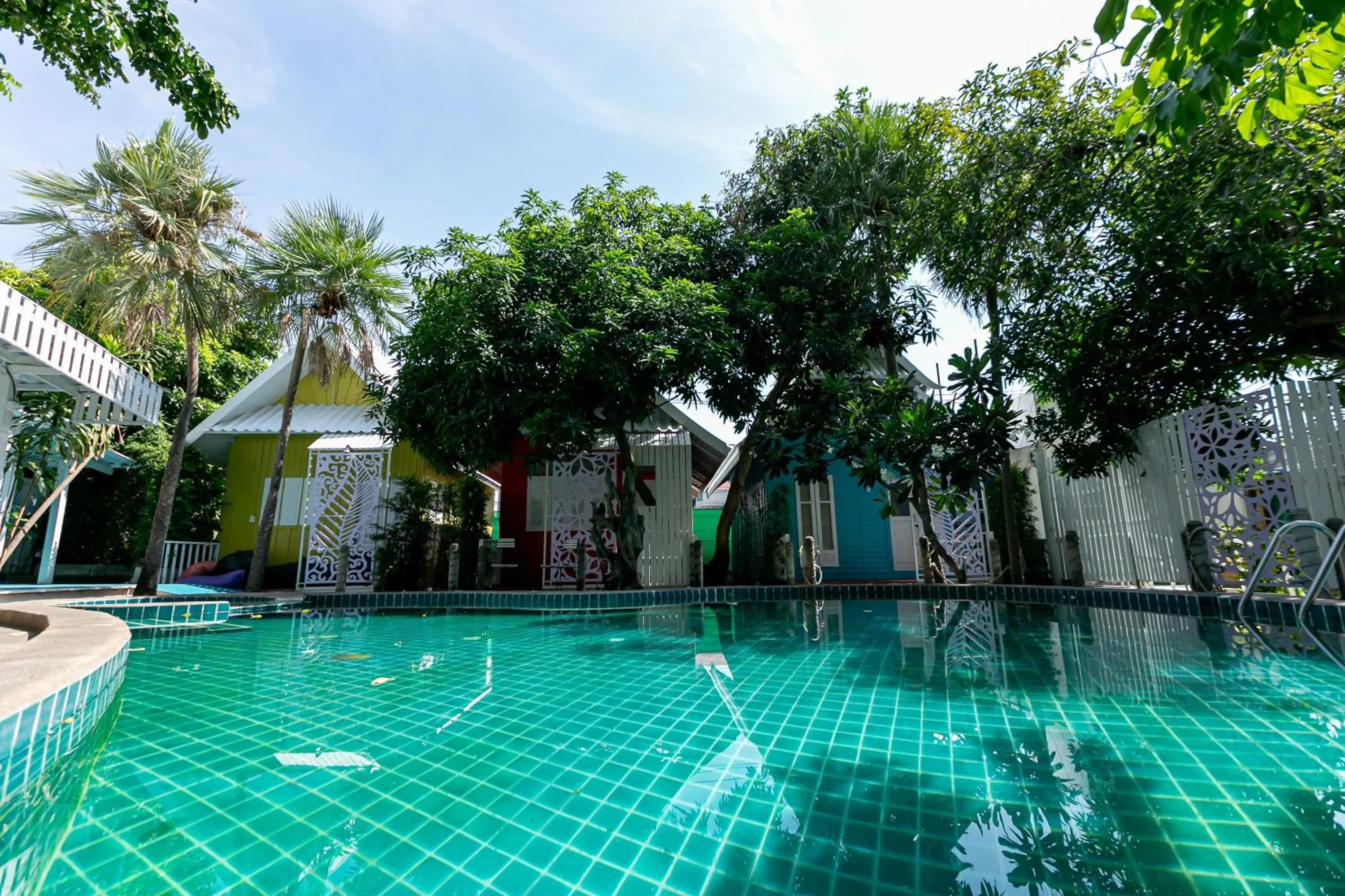 Swimming pool in Deeden Pattaya Resort