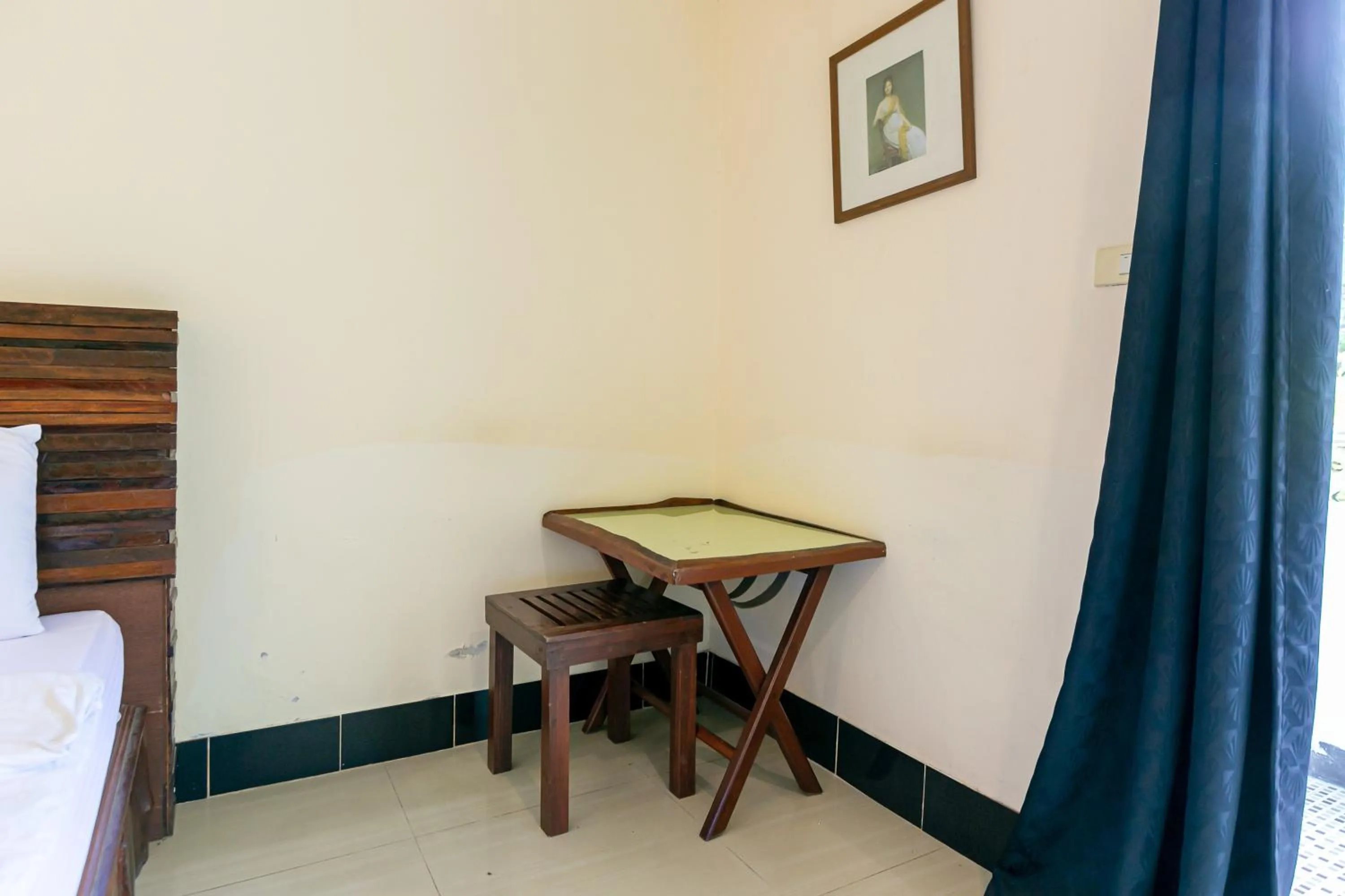 Dining area in Deeden Pattaya Resort