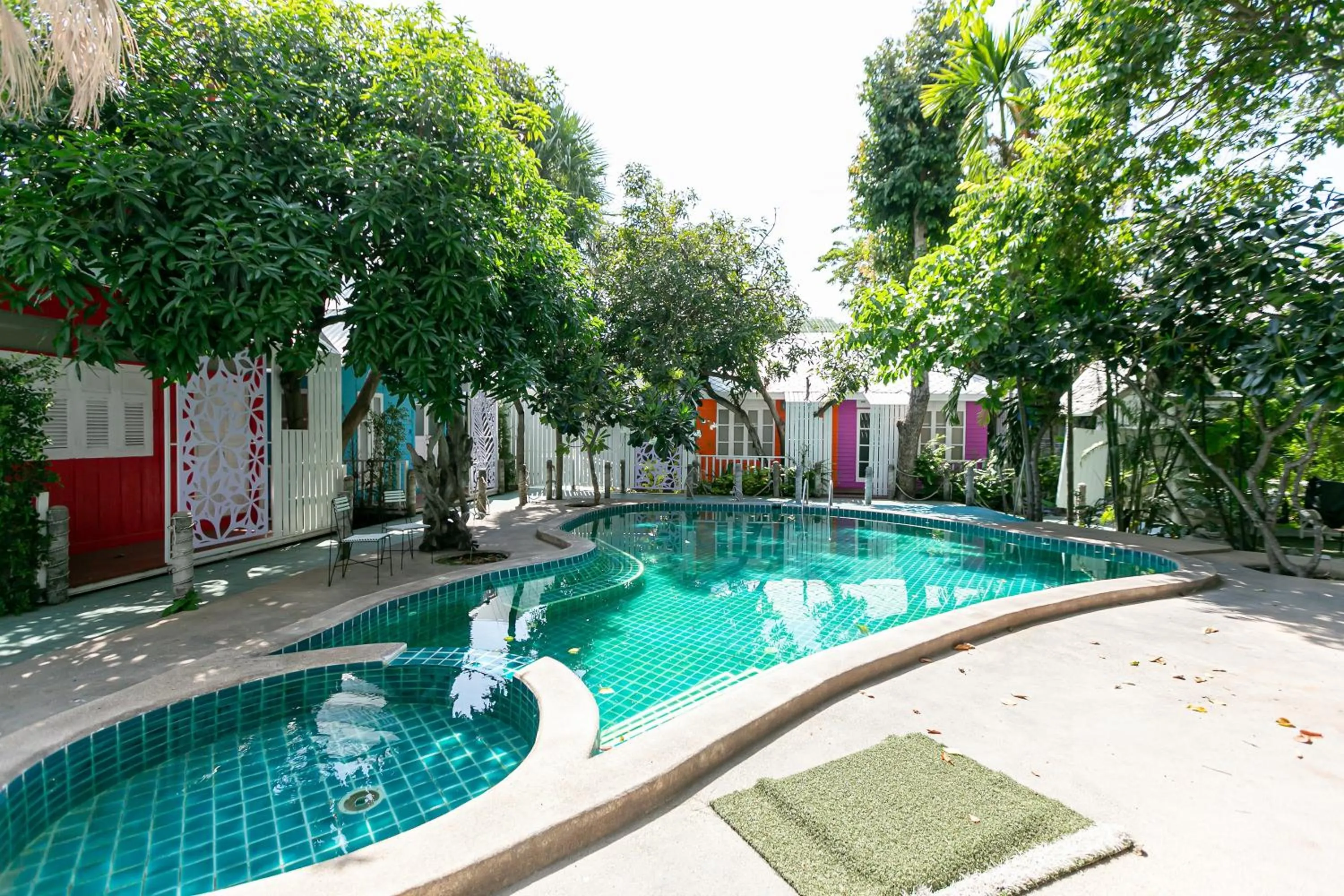 Swimming pool in Deeden Pattaya Resort