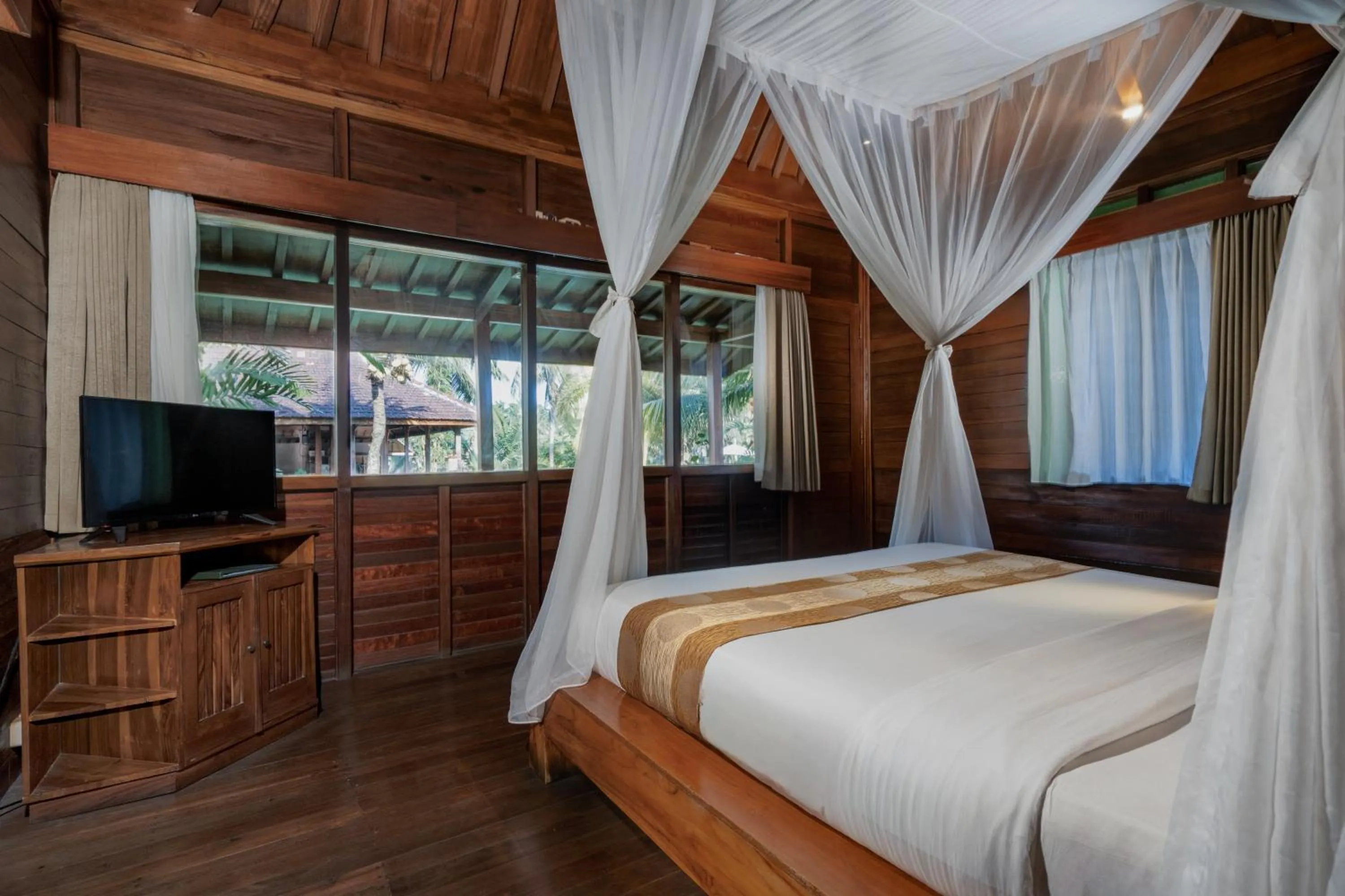 Bed in Pertiwi Bisma Ubud