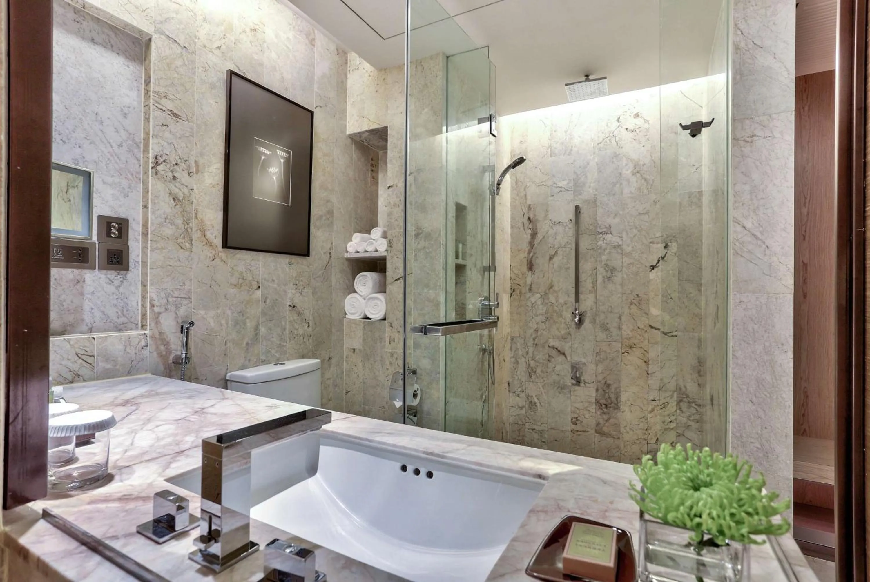Bathroom in DoubleTree by Hilton Sukhumvit Bangkok