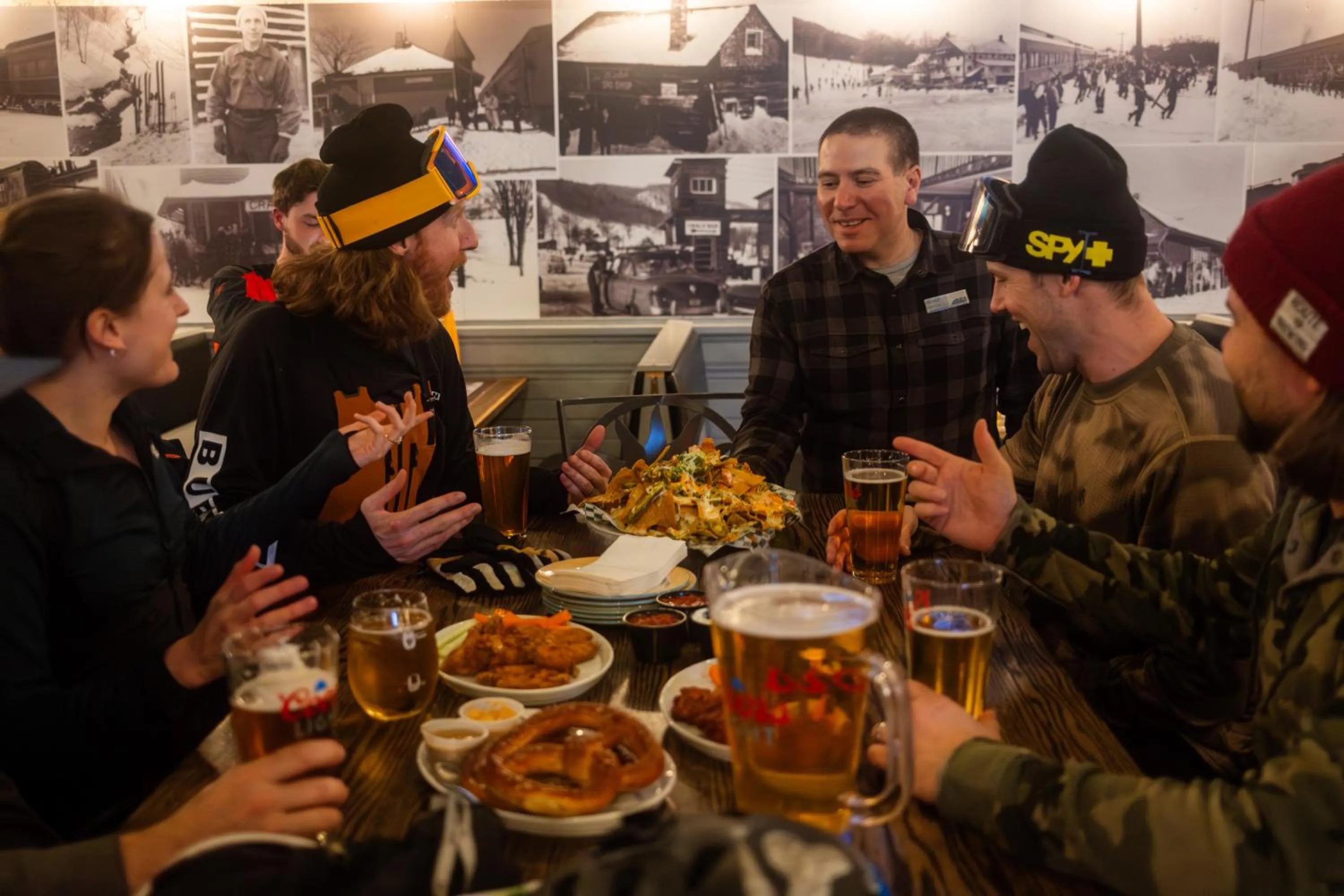 Lounge or bar in Blue Mountain Resort Inn