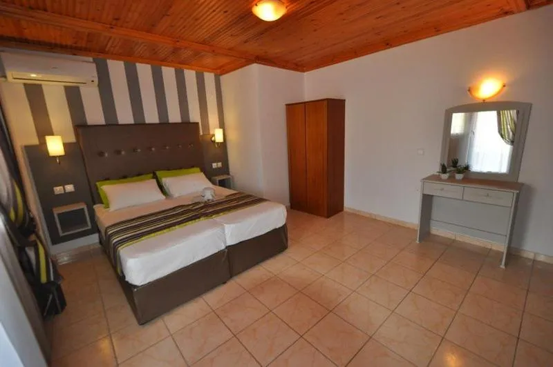 Bed in Hotel Asterias