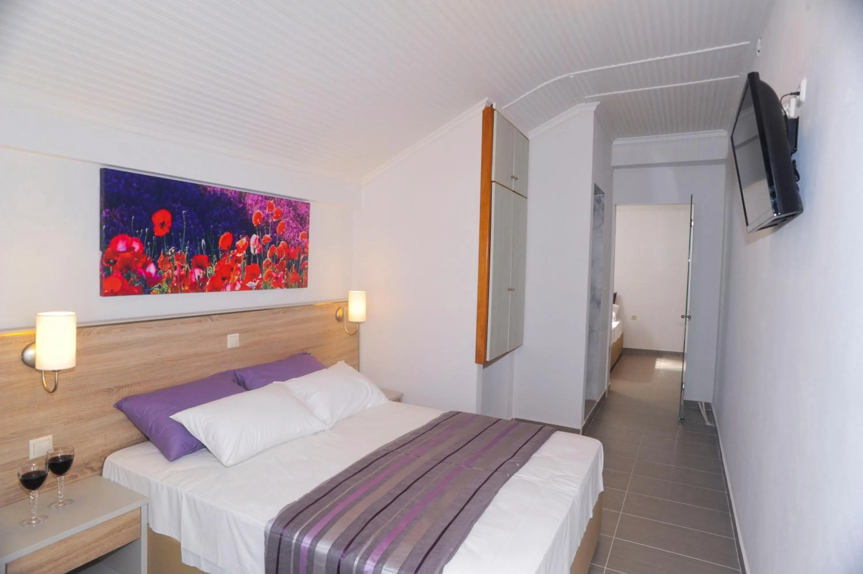 Bed in Hotel Asterias