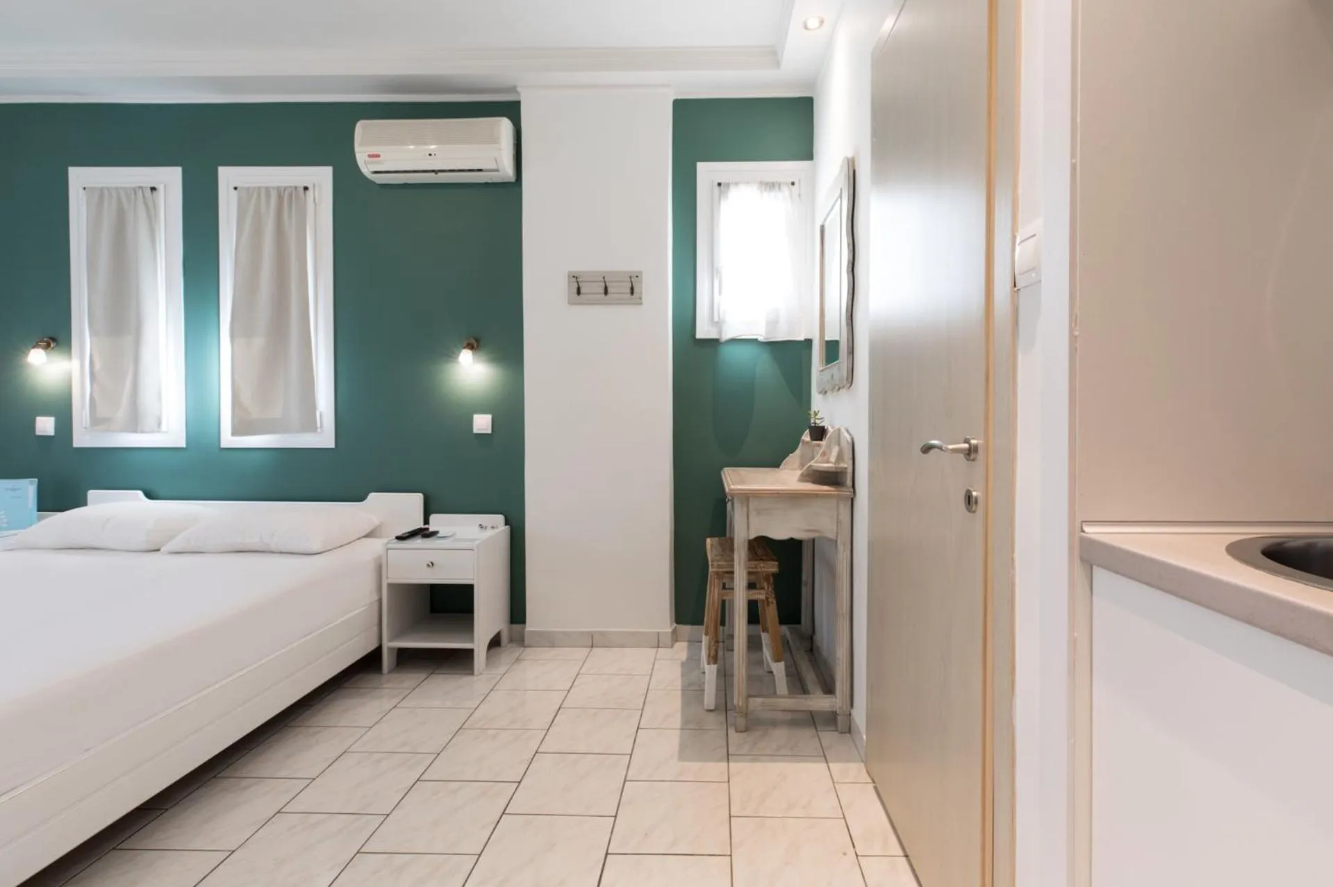 Photo of the whole room, Bed in Hotel Melissanthi