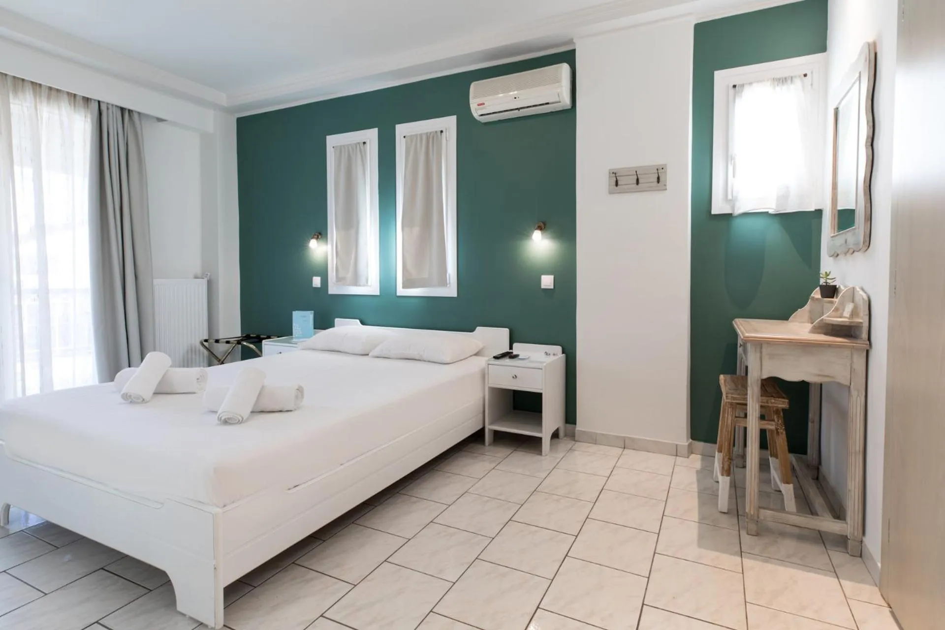 Photo of the whole room, Bed in Hotel Melissanthi