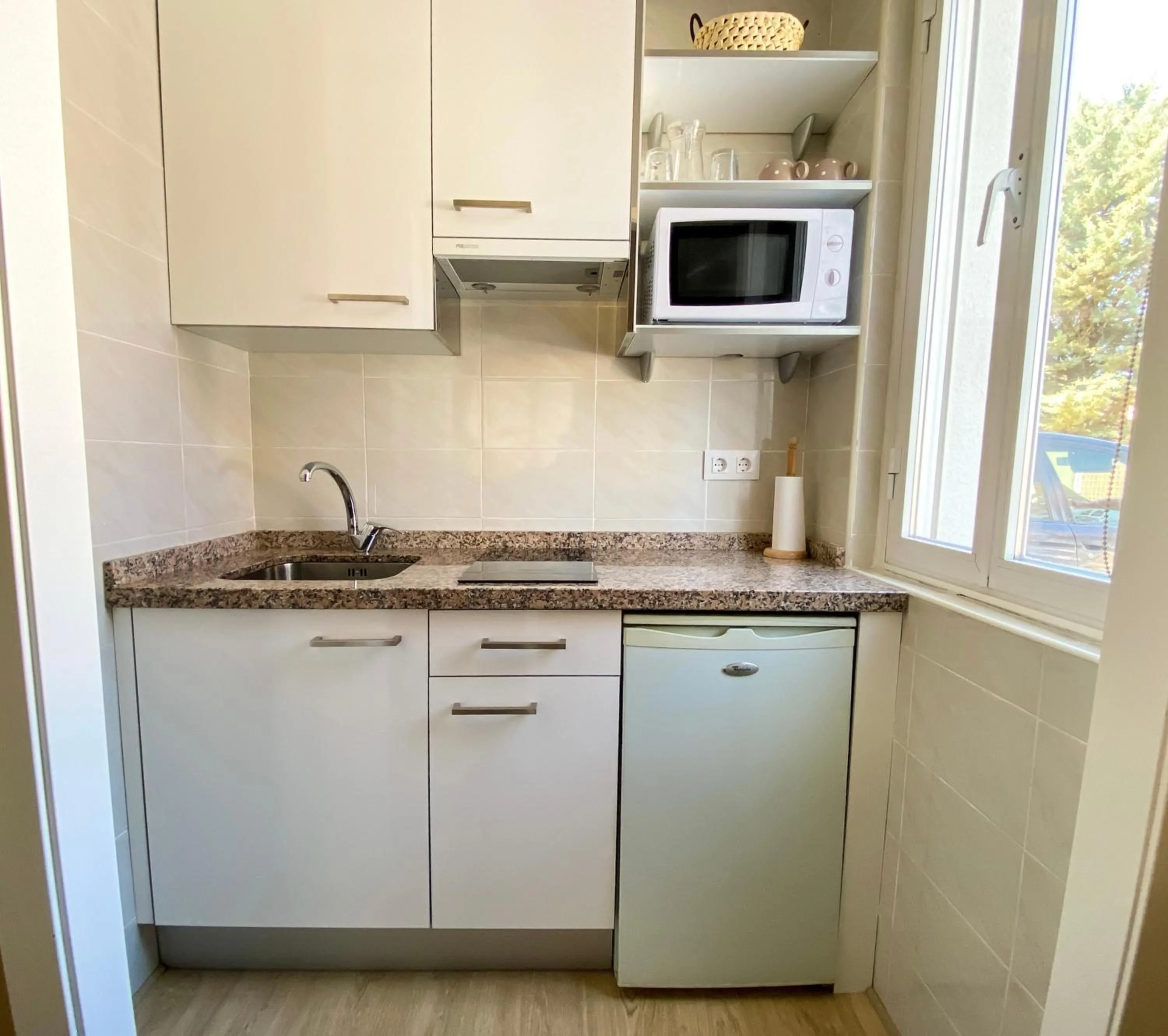 Kitchen or kitchenette in Casablanca Hotel Studios