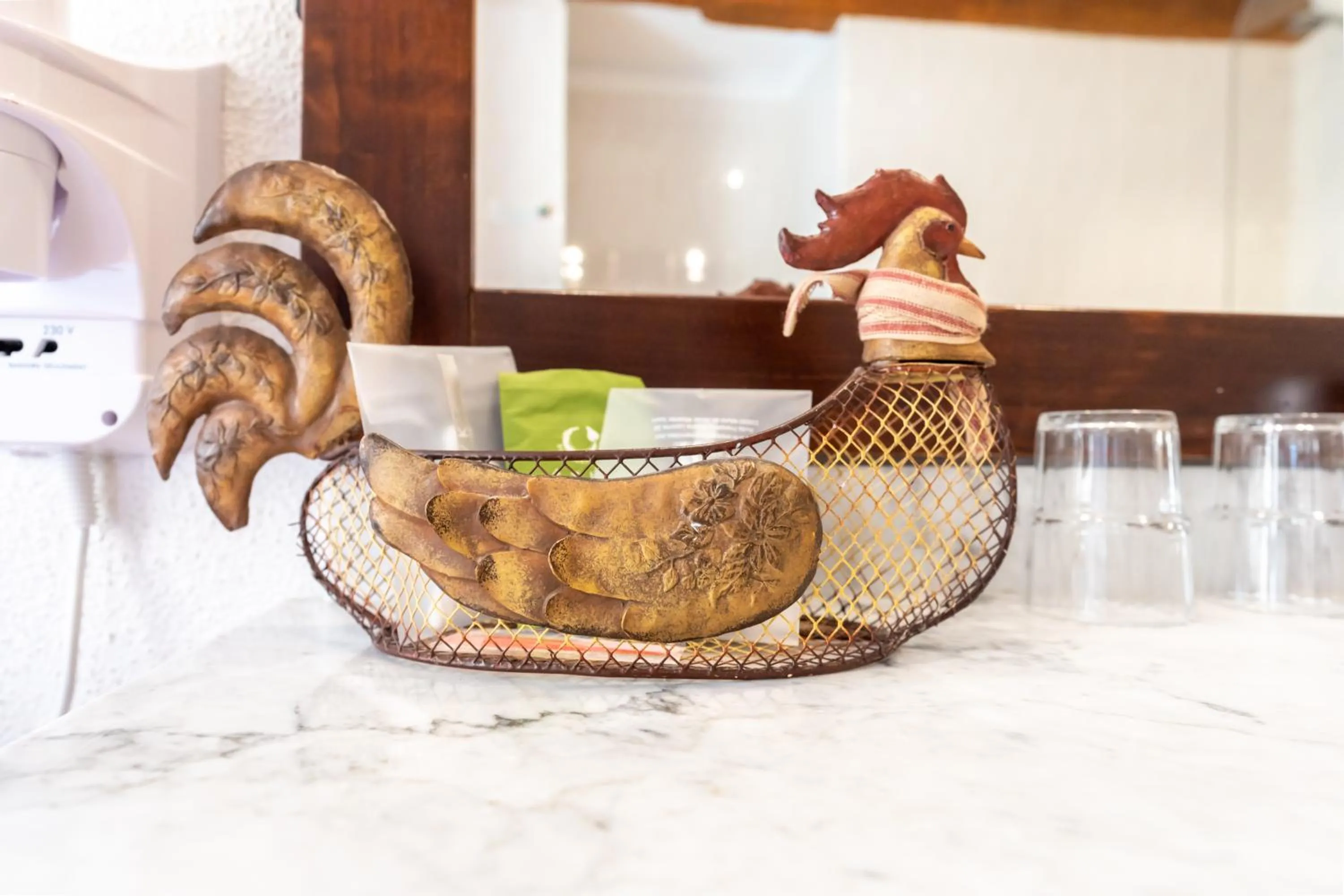 Decorative detail in Hotel à l'Oriel