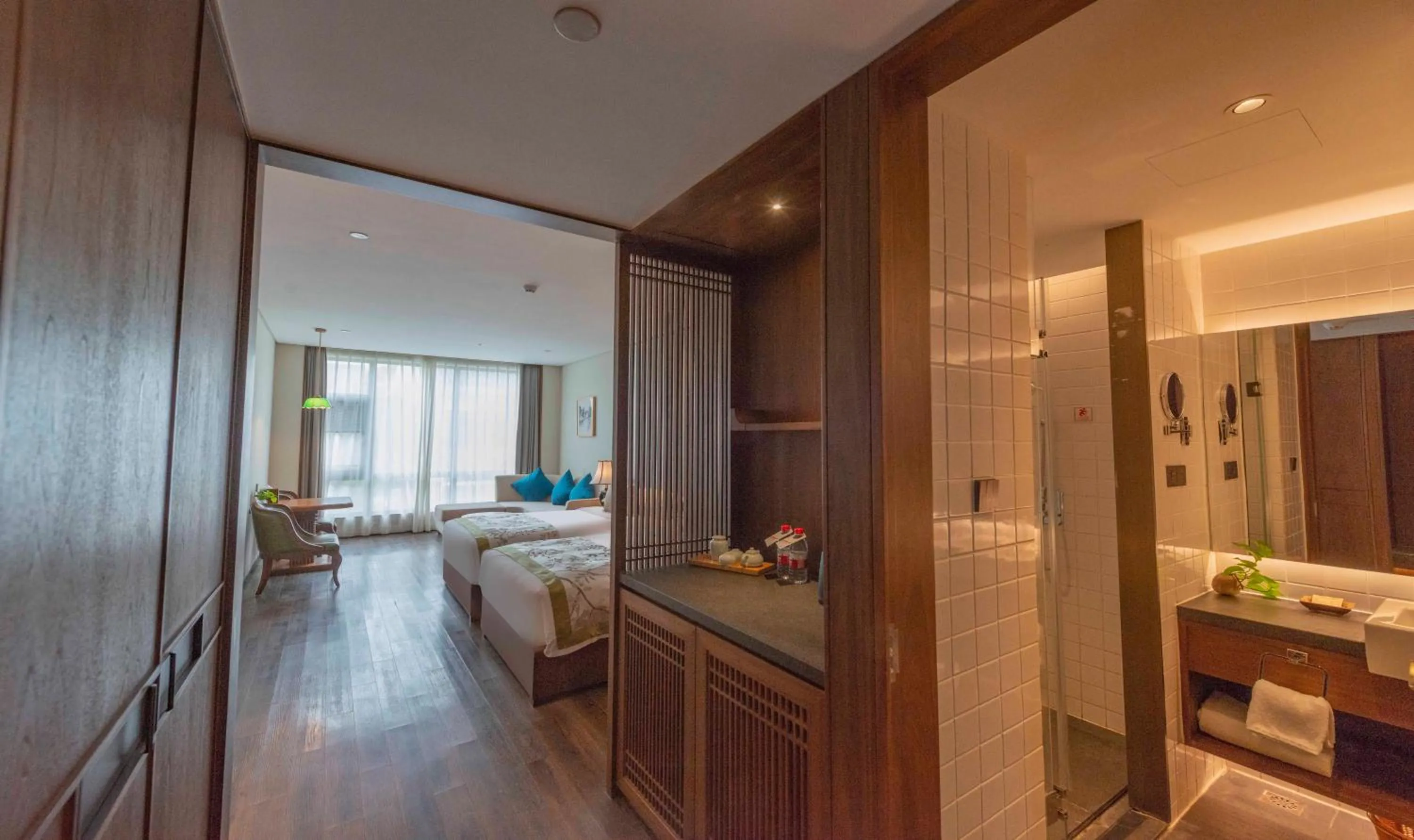 Bedroom, Bed in Narada ResortSpa Nanxun Giant