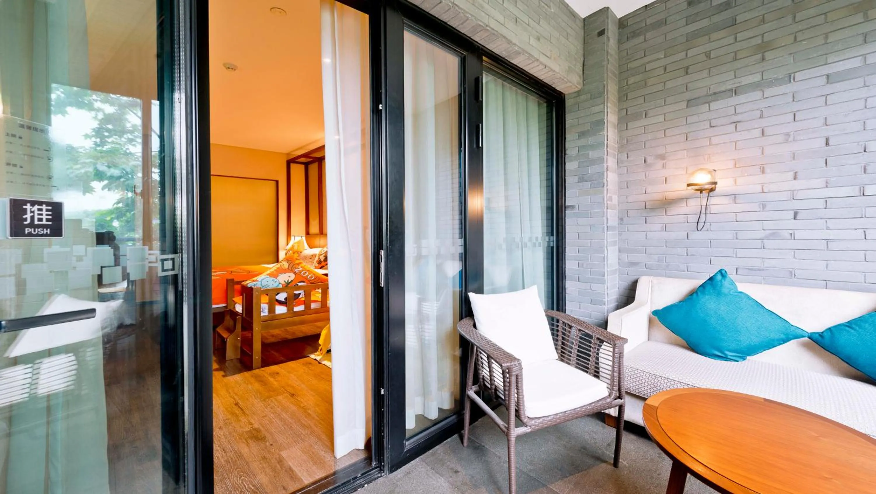 Seating area in Narada ResortSpa Nanxun Giant