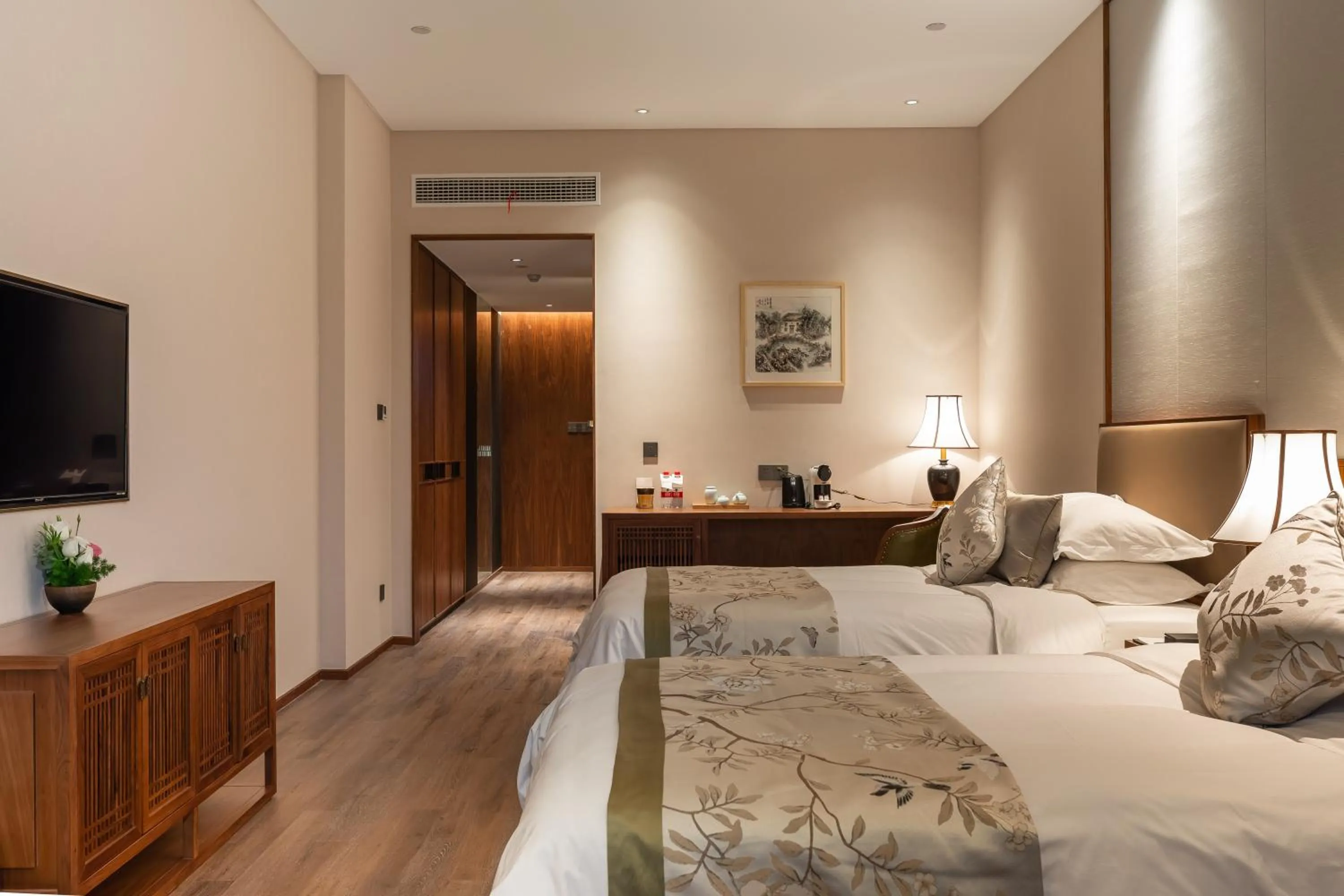 Bedroom, Bed in Narada ResortSpa Nanxun Giant