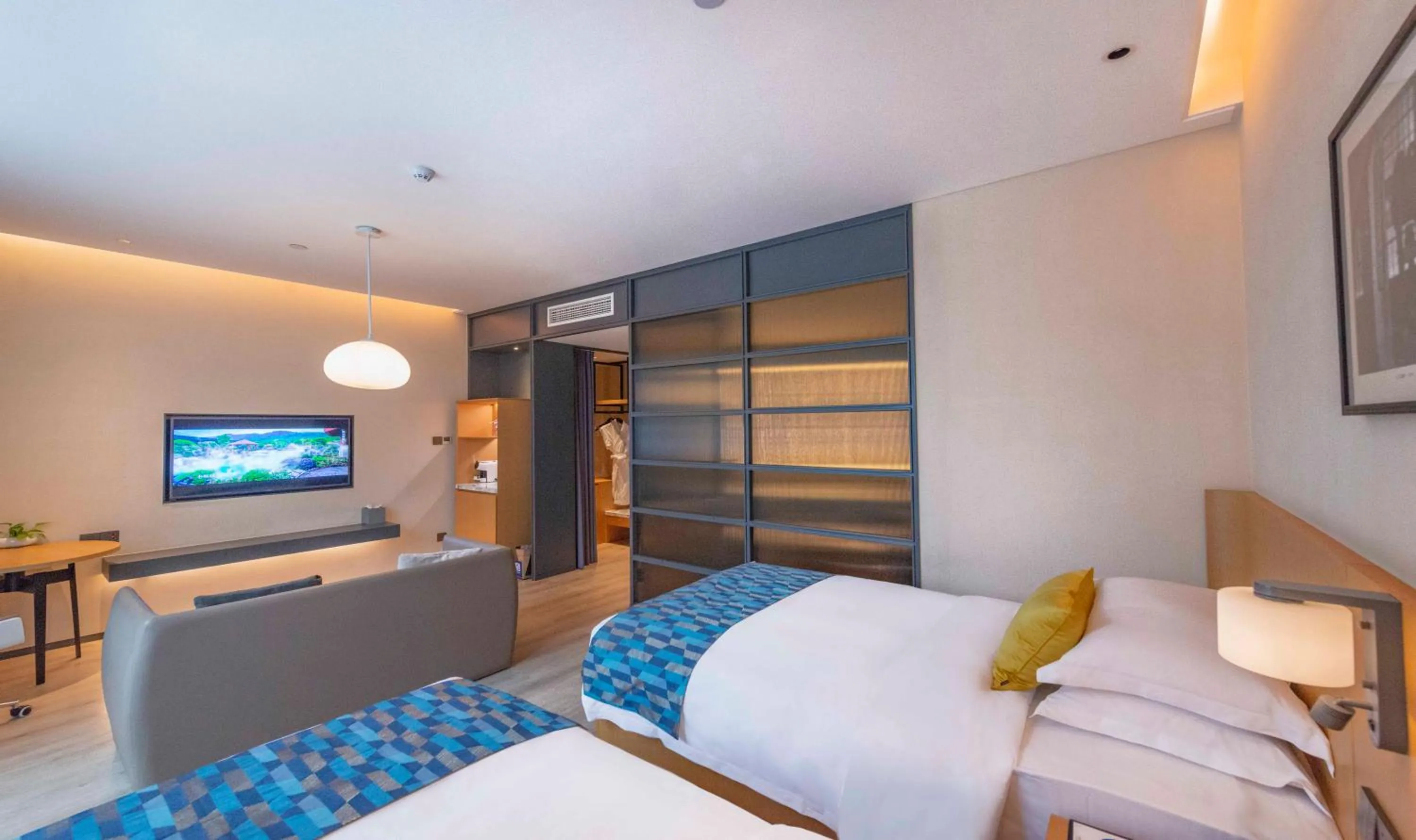 Bedroom, Bed in Narada ResortSpa Nanxun Giant