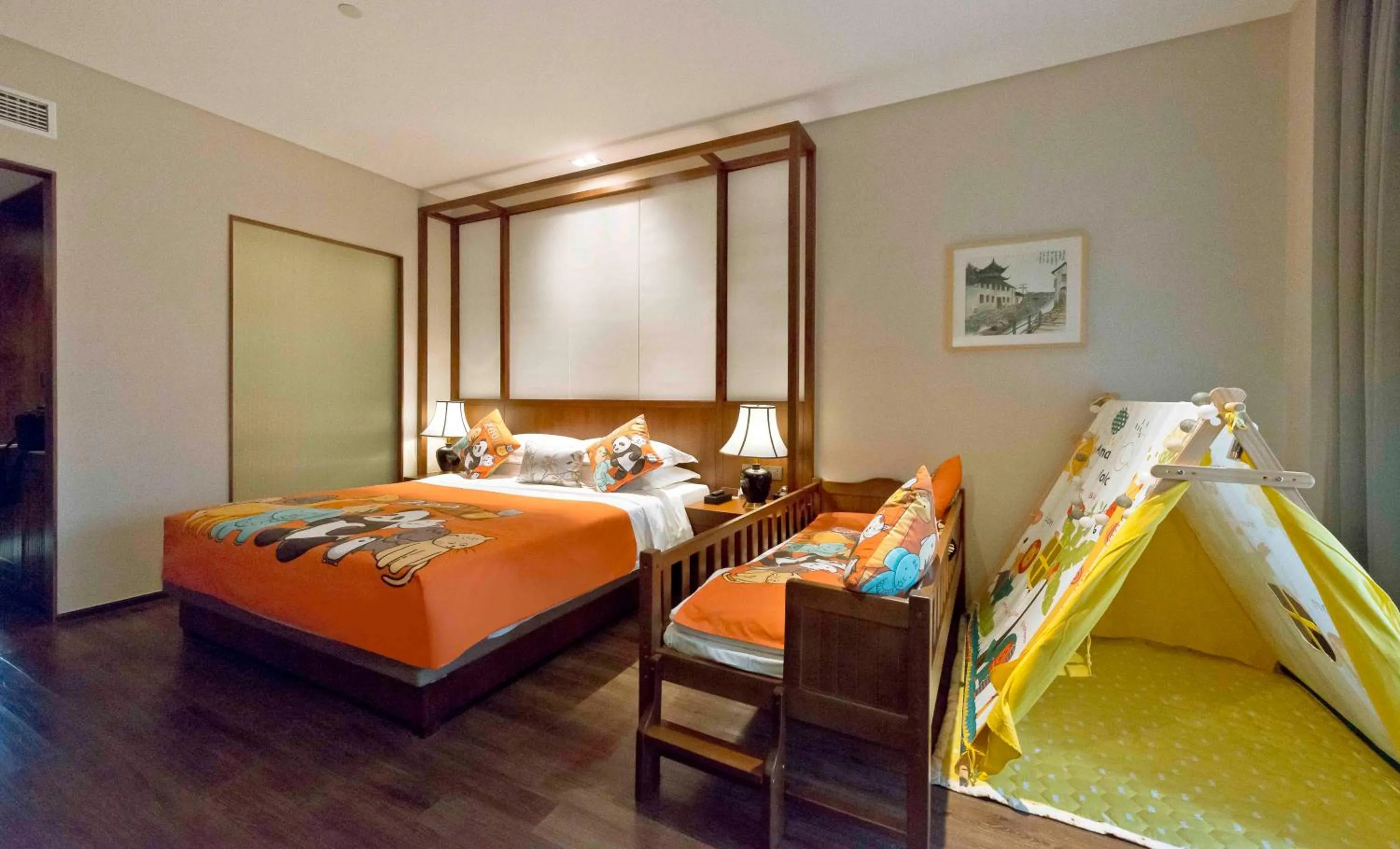 Bedroom, Bed in Narada ResortSpa Nanxun Giant