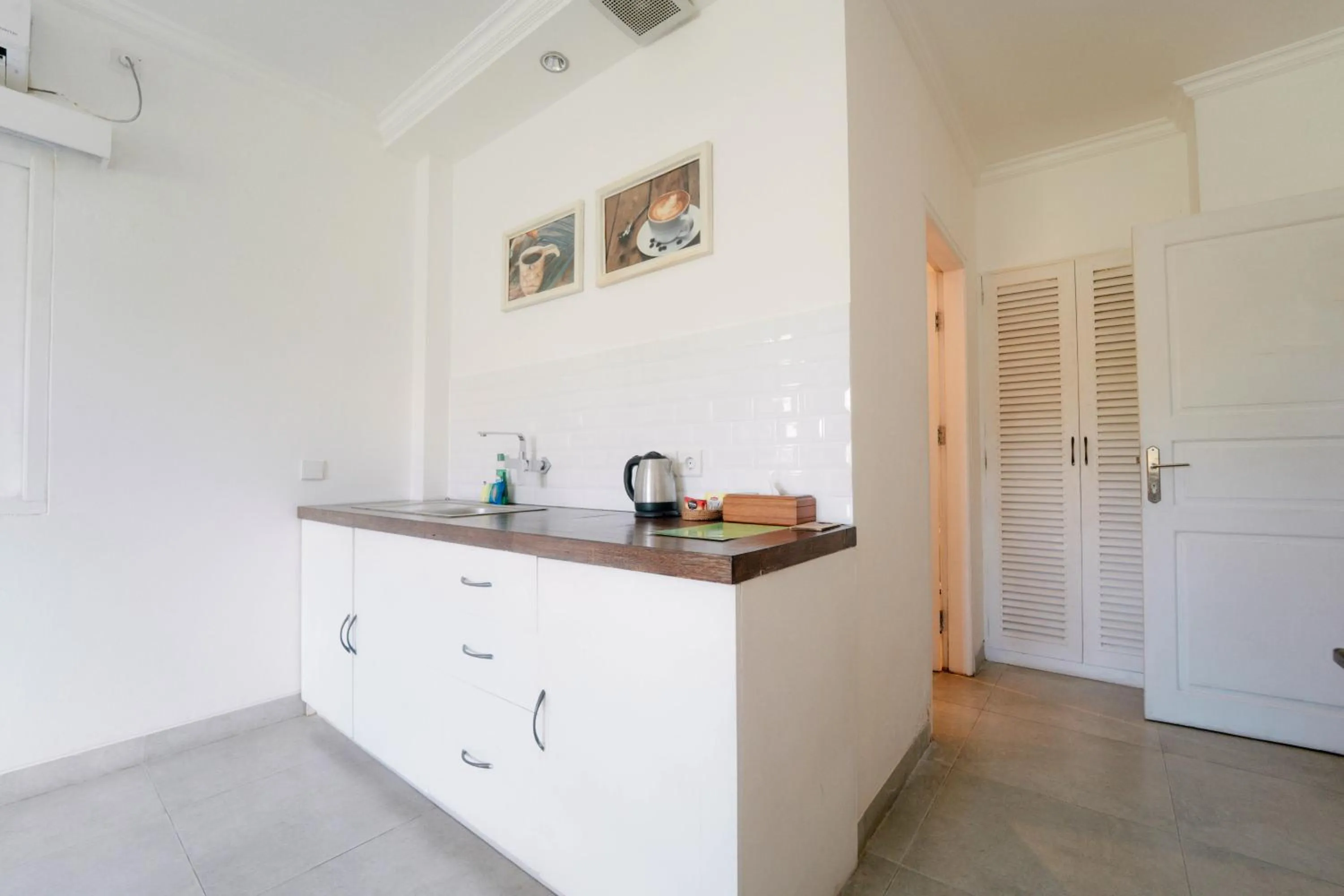 Bedroom in Umalas Suites