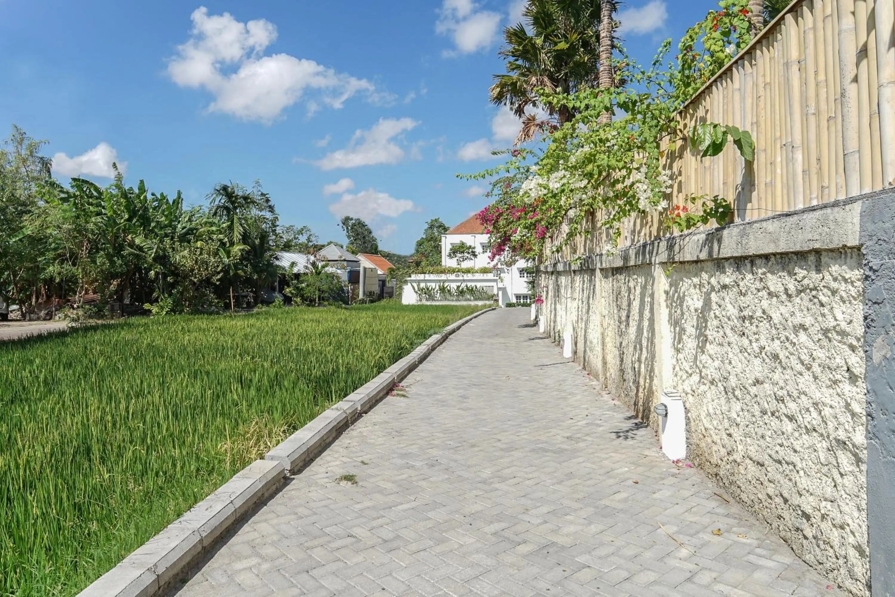 Facade/entrance in Umalas Suites