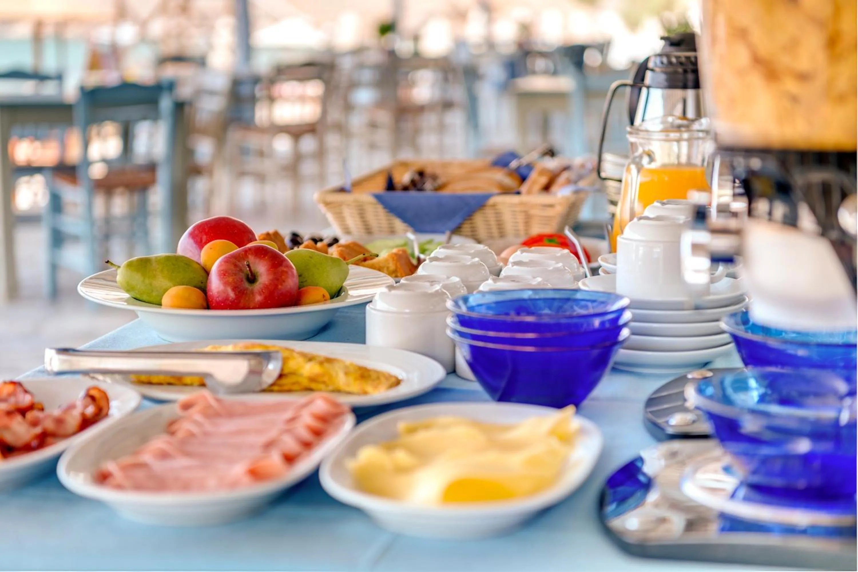 Restaurant/places to eat in Hotel Kamelo