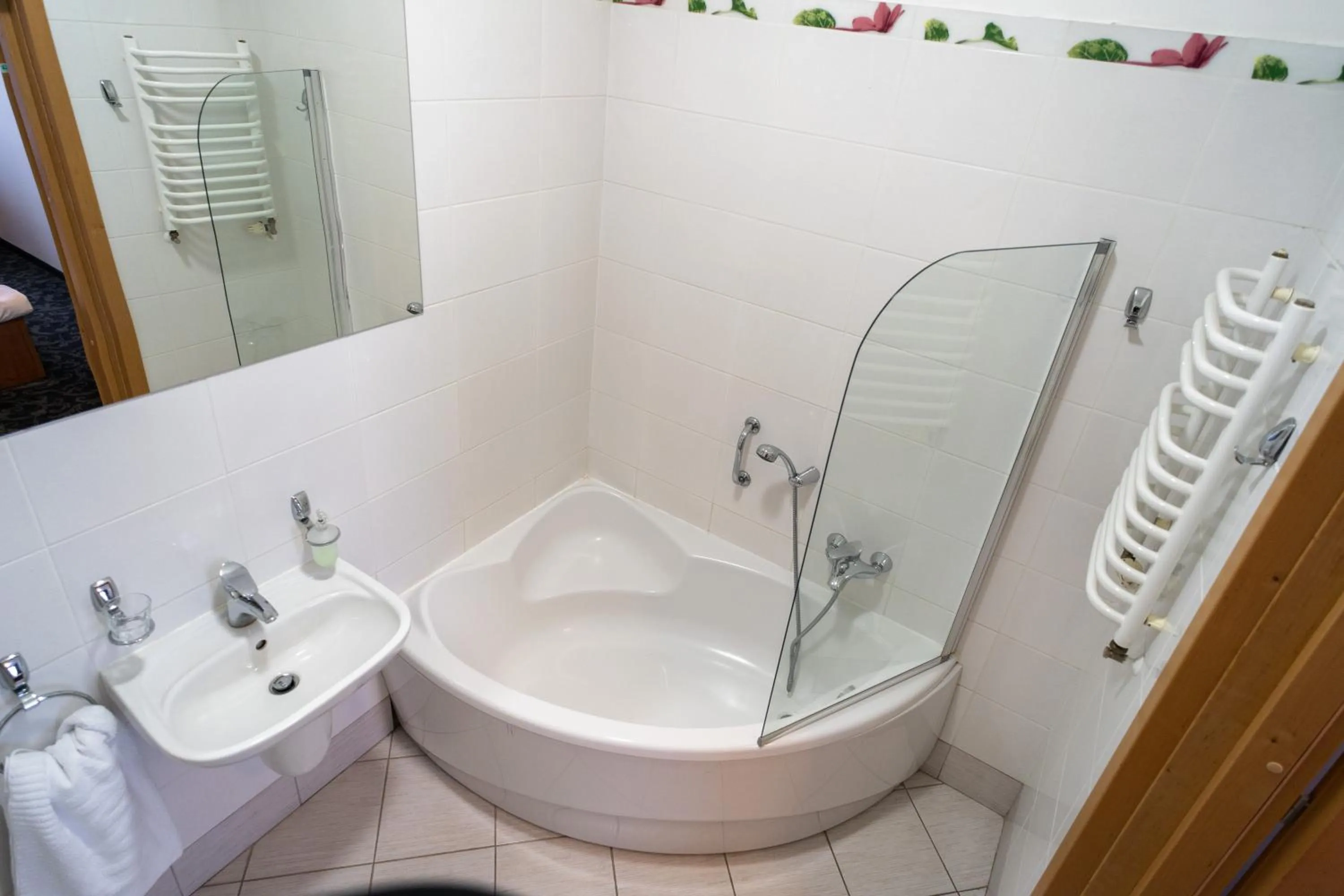 Bathroom in Hotel SANVIT RESTAURACJA & SPA