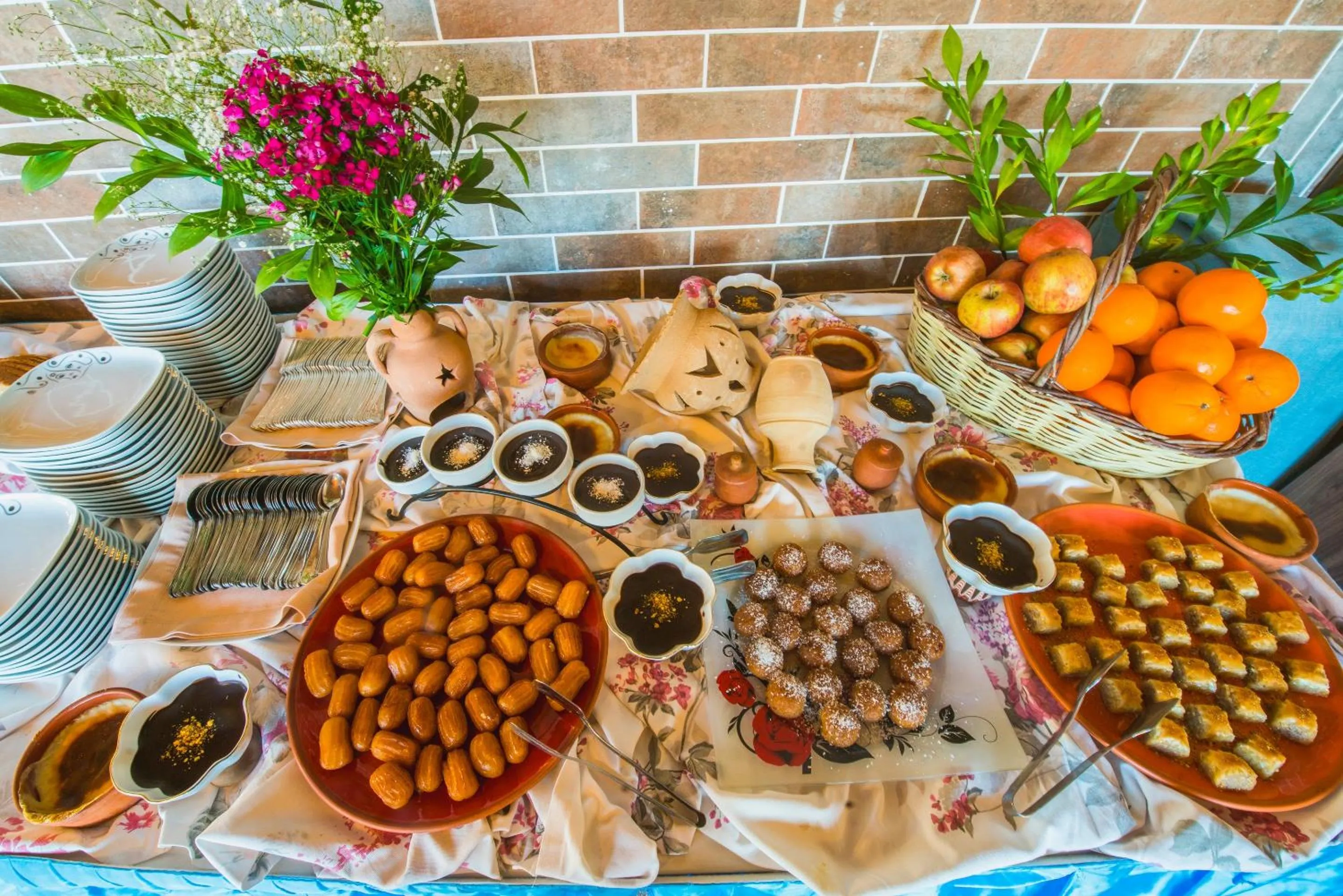 Buffet breakfast in Garden Inn Cappadocia