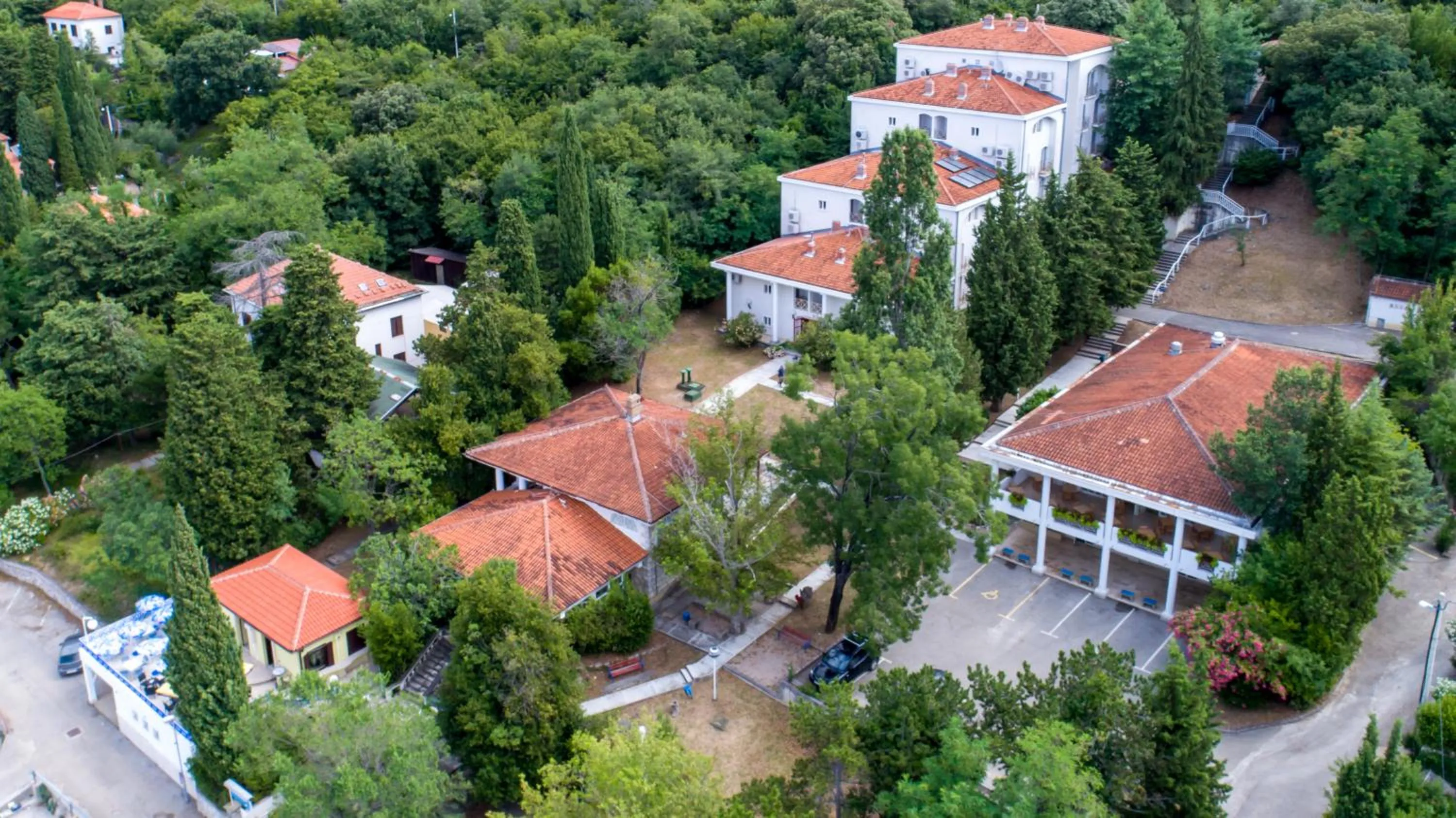 Property building in Hotel Delfin