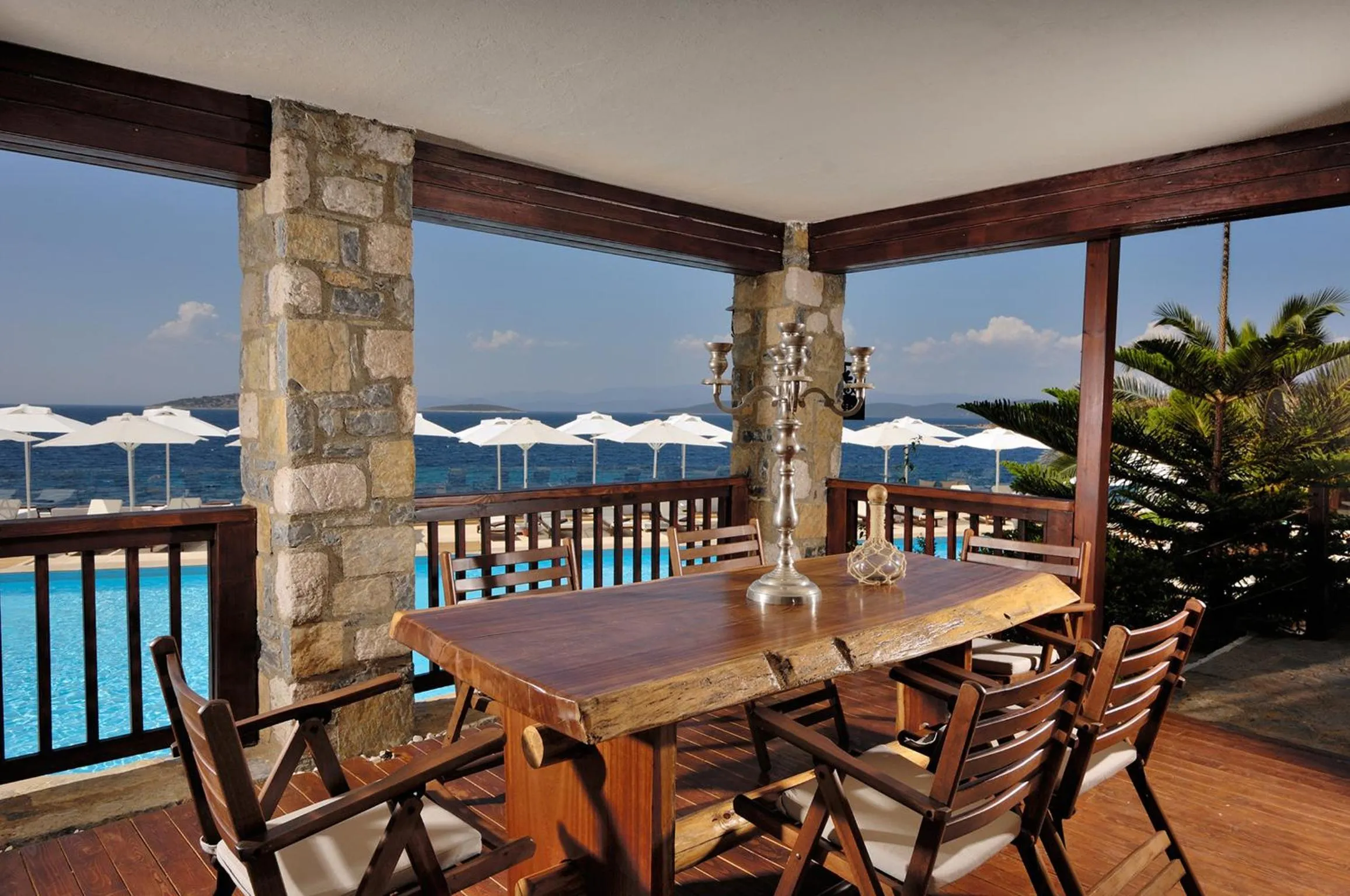 Food and drinks in Sarpedor Boutique Hotel