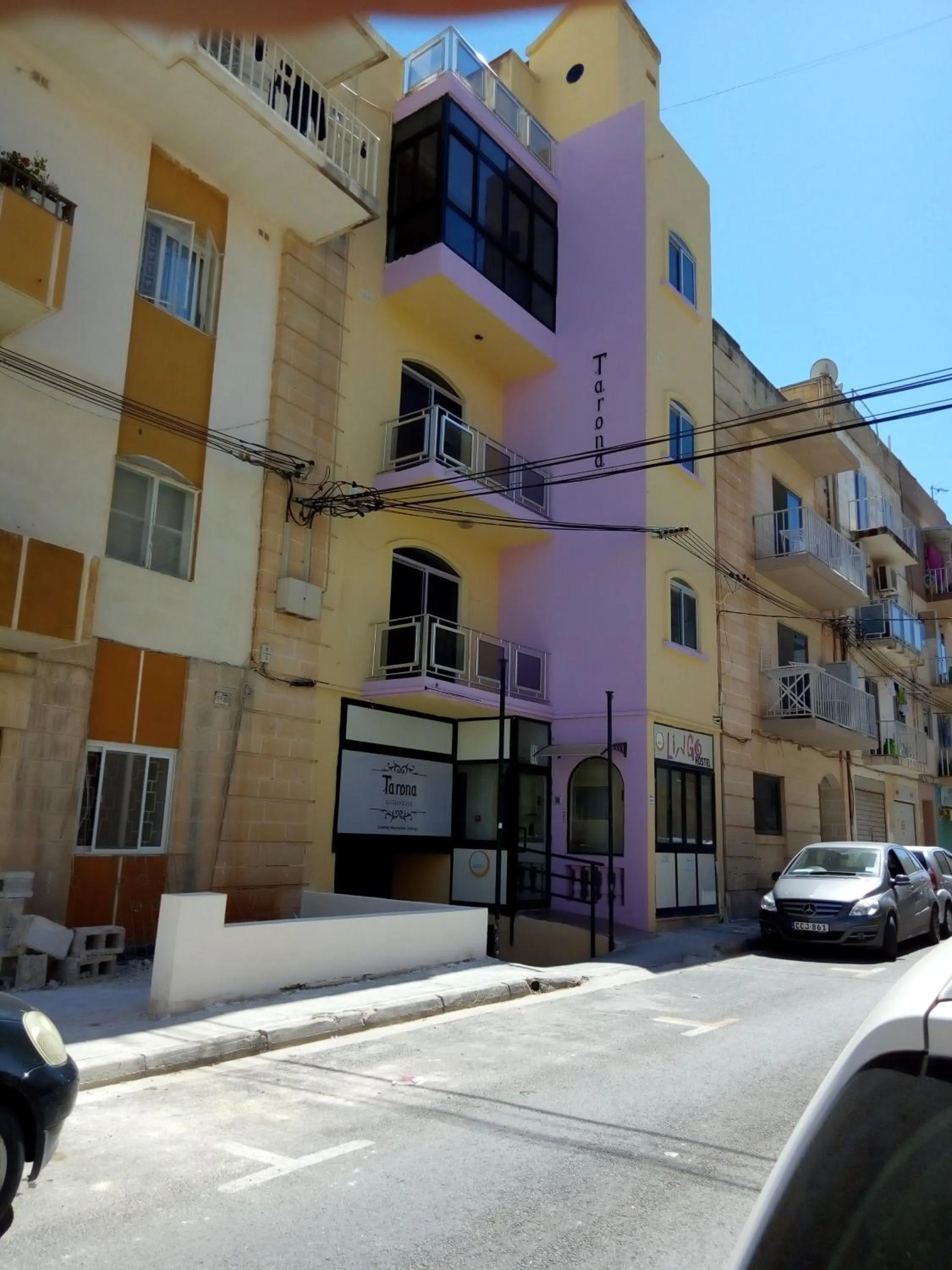 Property building in Tarona Guesthouse