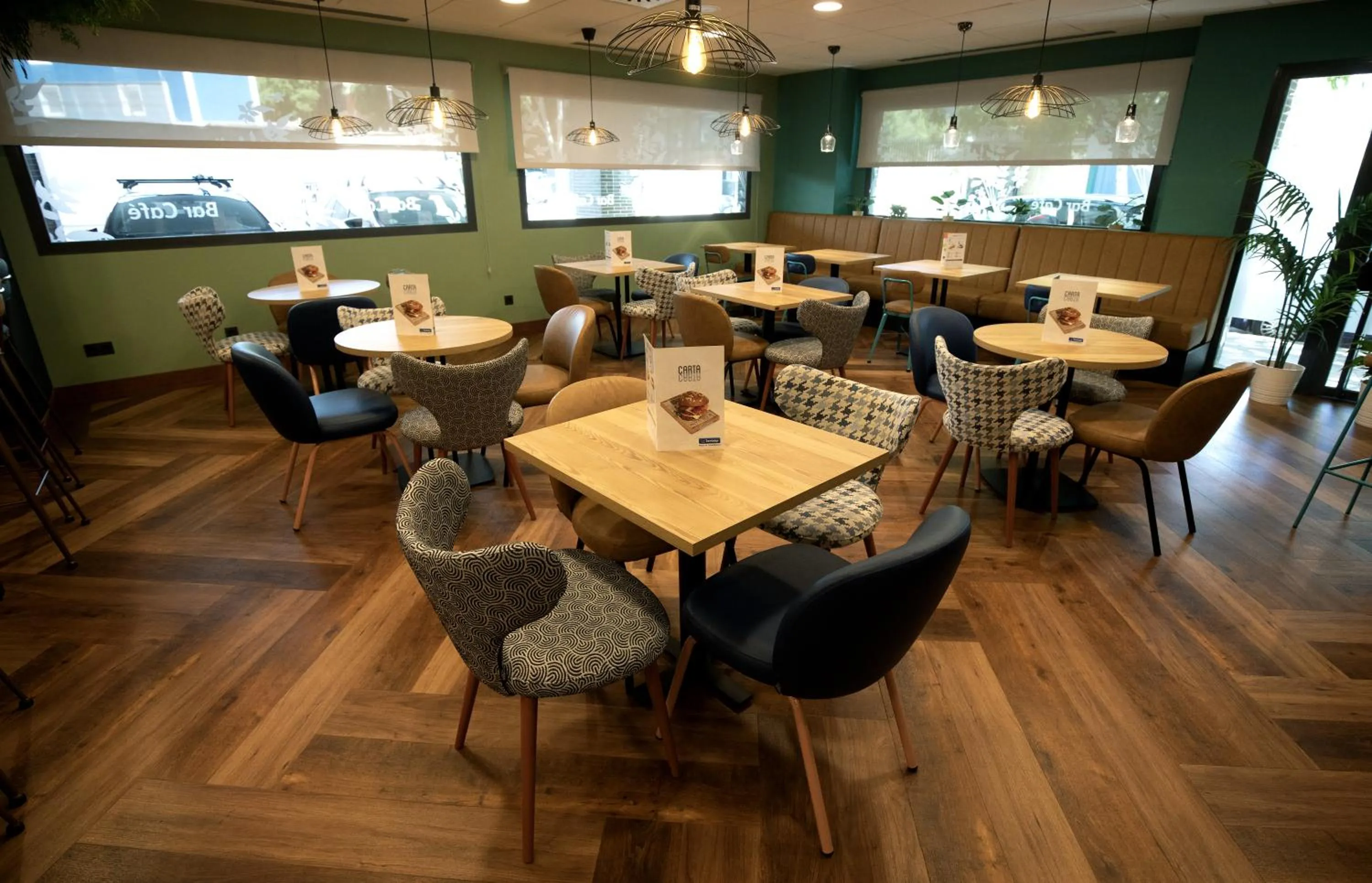 Restaurant/places to eat in Travelodge Madrid Metropolitano