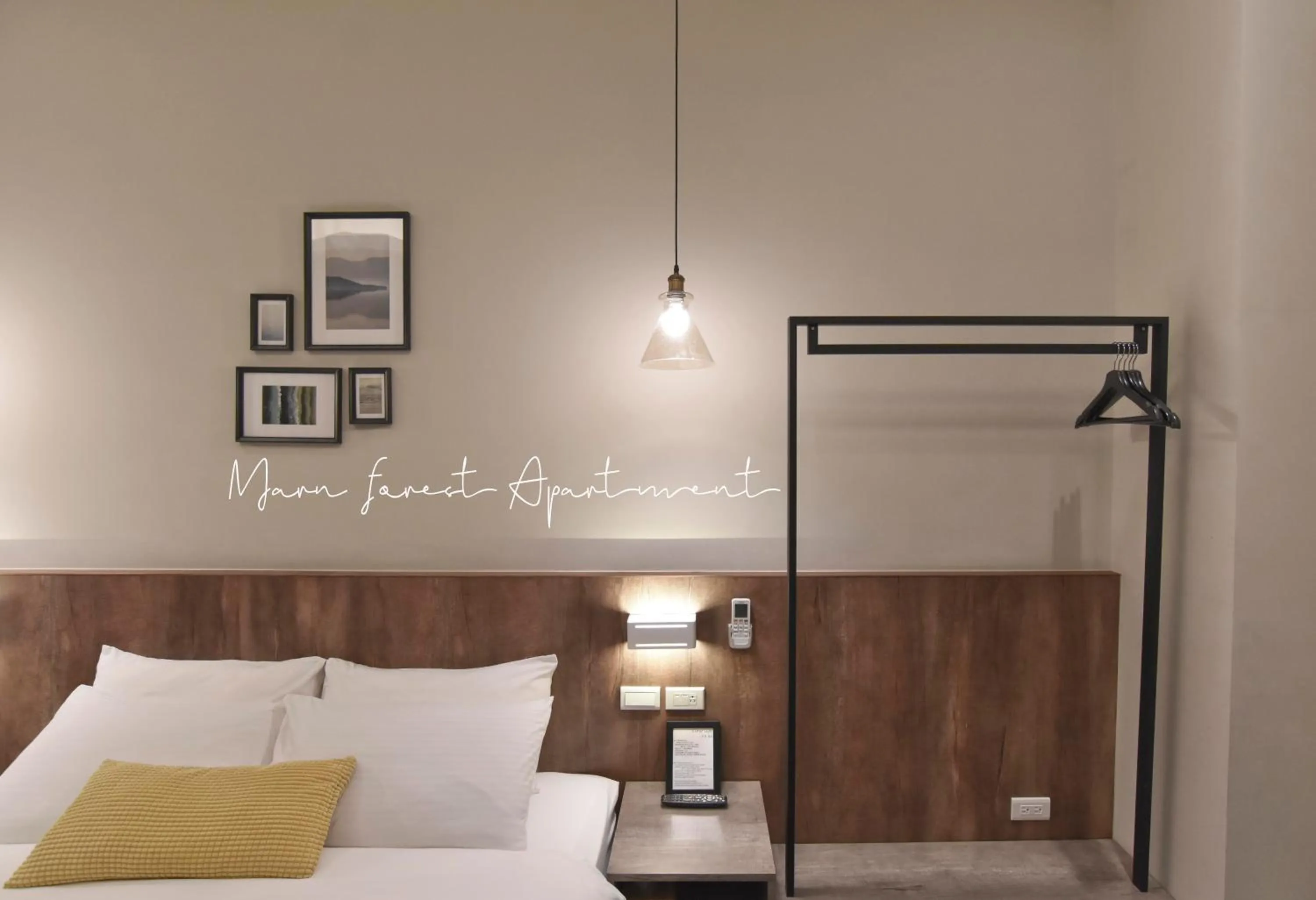 Photo of the whole room, Bed in Morn forest apartment