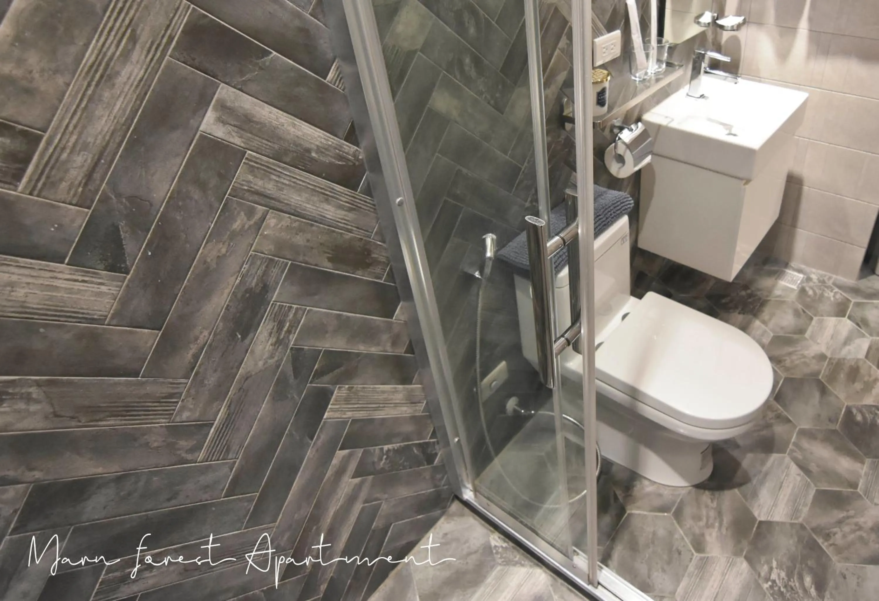 Morn forest apartment