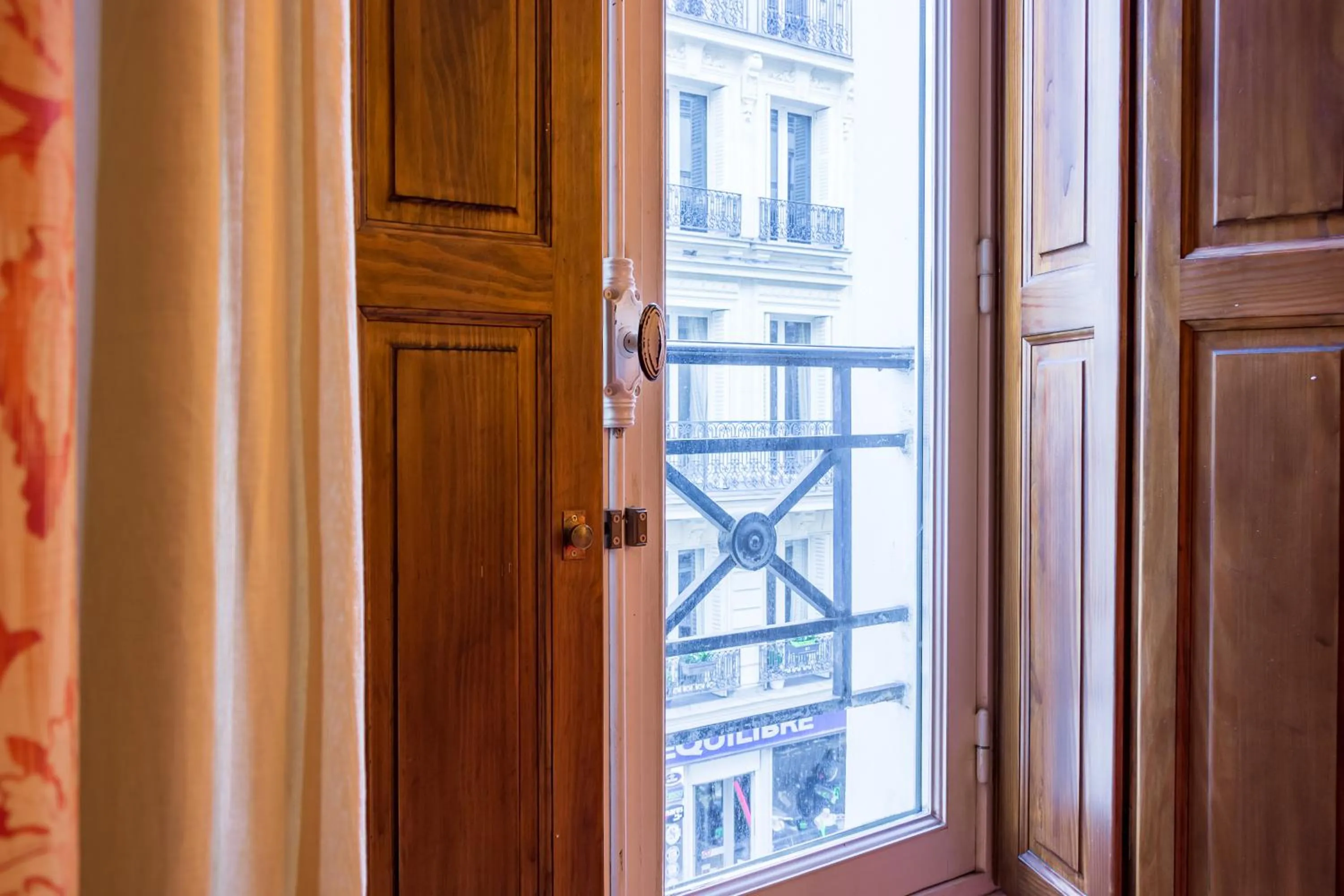 View (from property/room) in Hôtel Relais Monceau