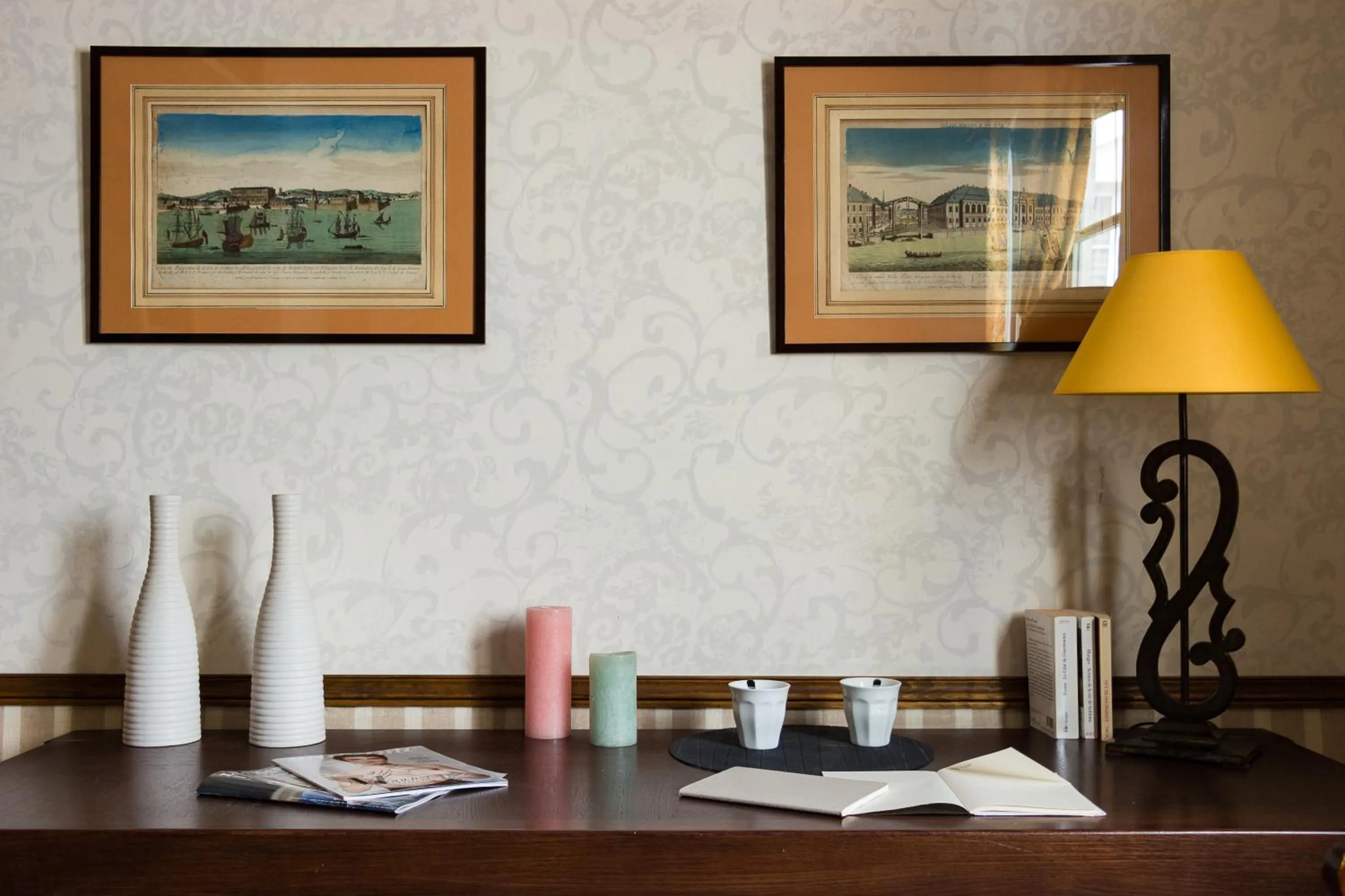 Bedroom in Hôtel Relais Monceau