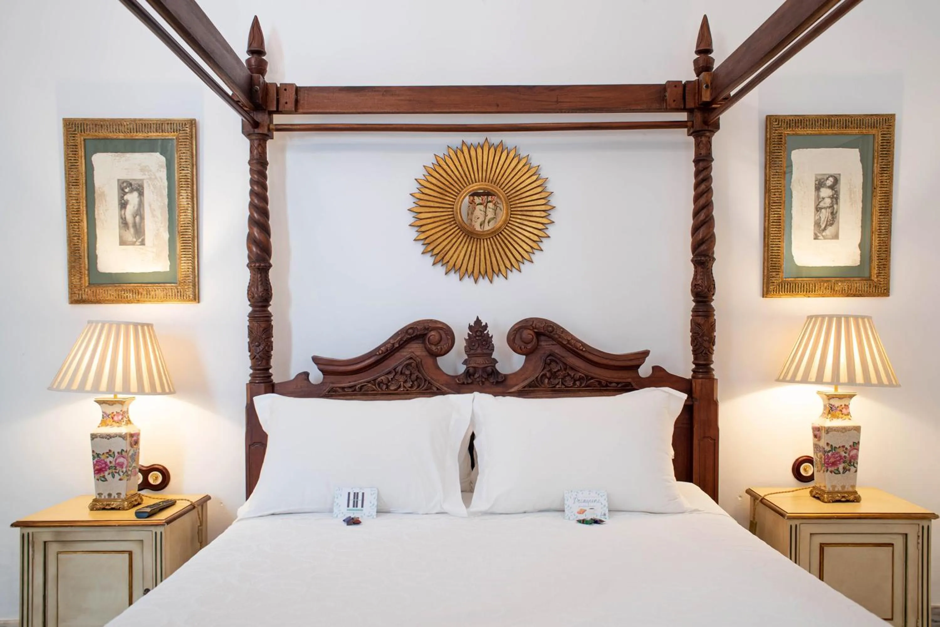 Decorative detail, Bed in Hotel Boutique Conde de la Corte