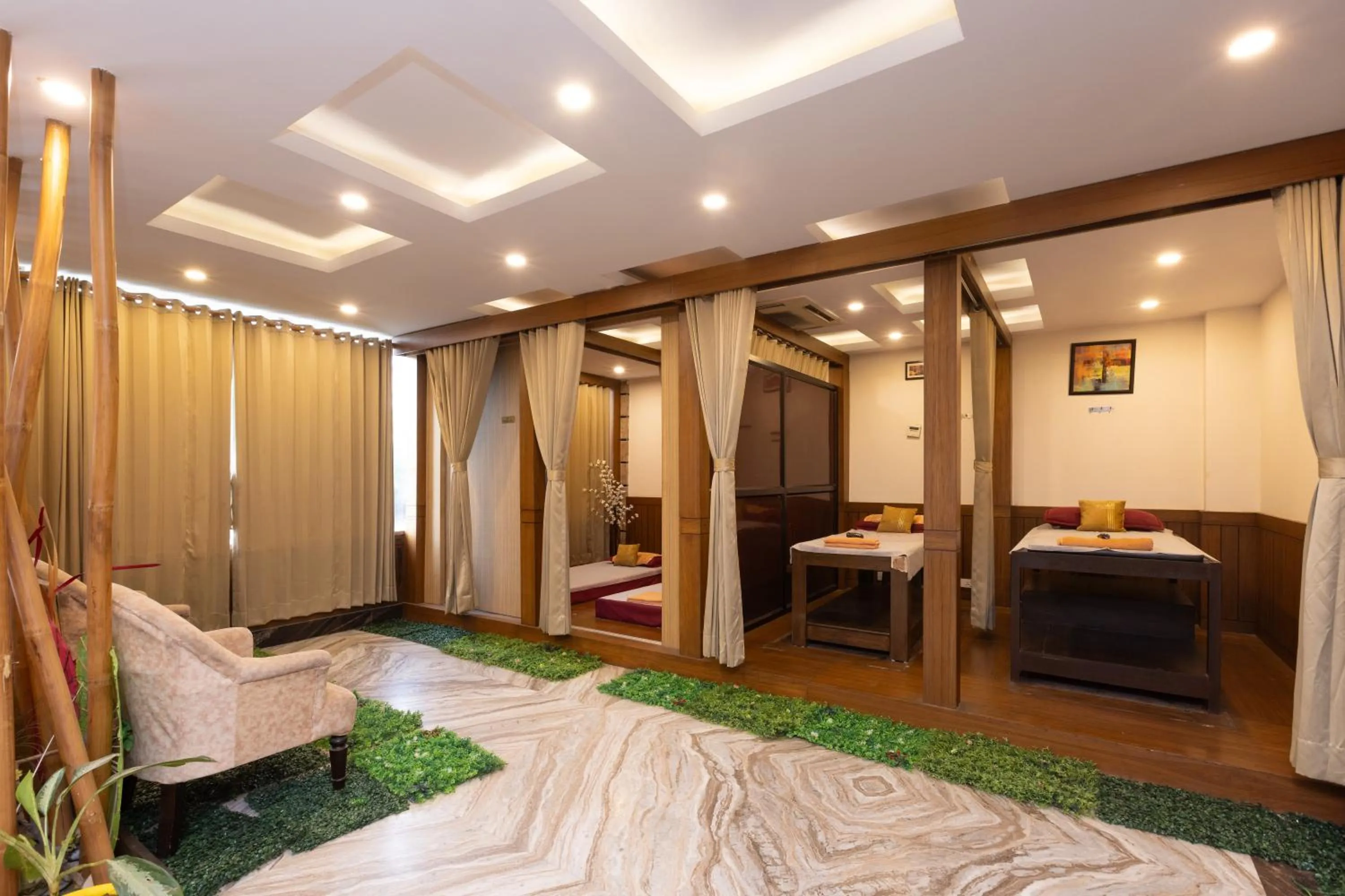 Spa and wellness centre/facilities, Bed in Indira Nikunj Rubystone Exotic