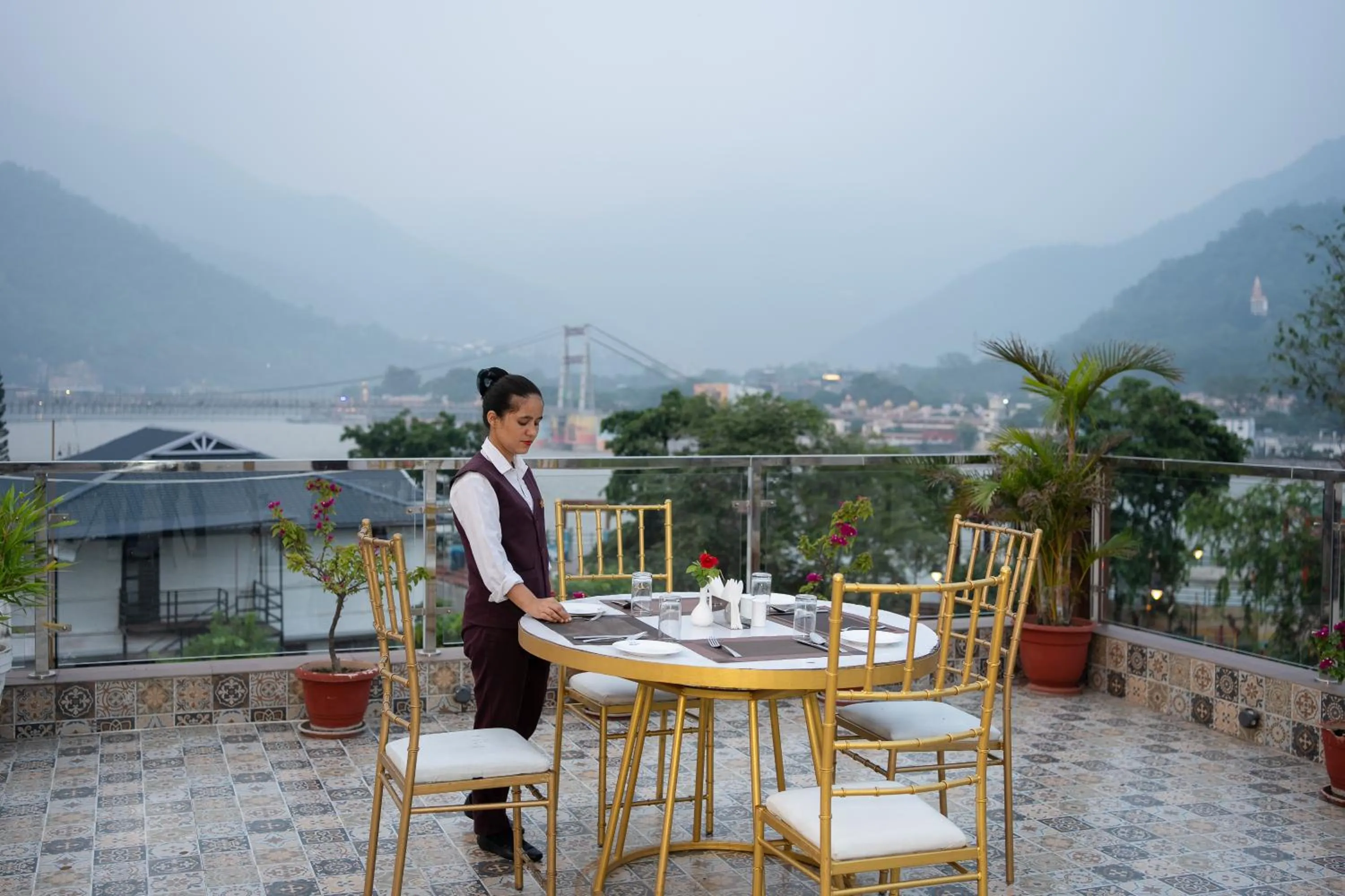 Restaurant/places to eat in Indira Nikunj Rubystone Exotic