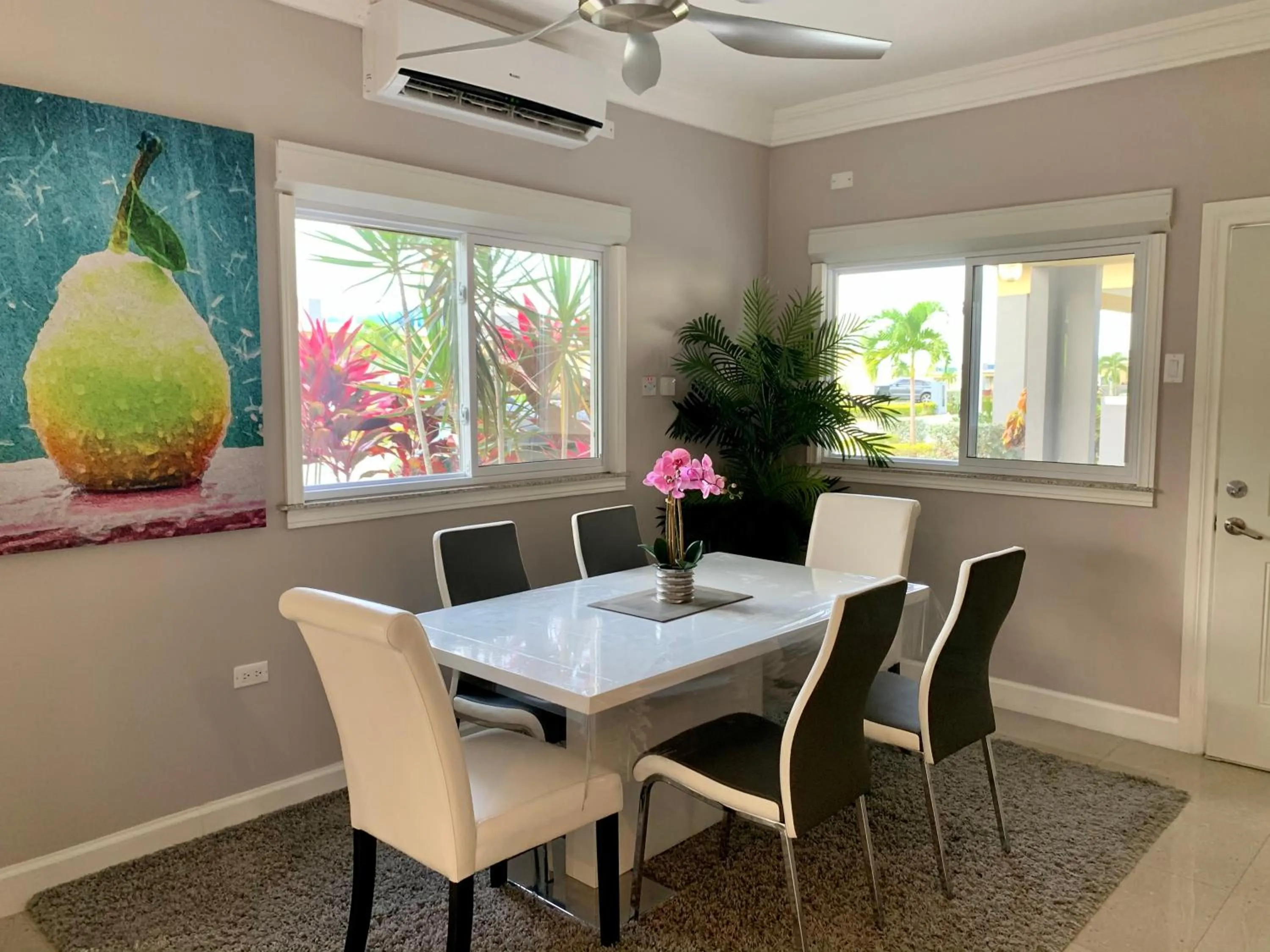 Dining area in The Marina Villa de Sonja