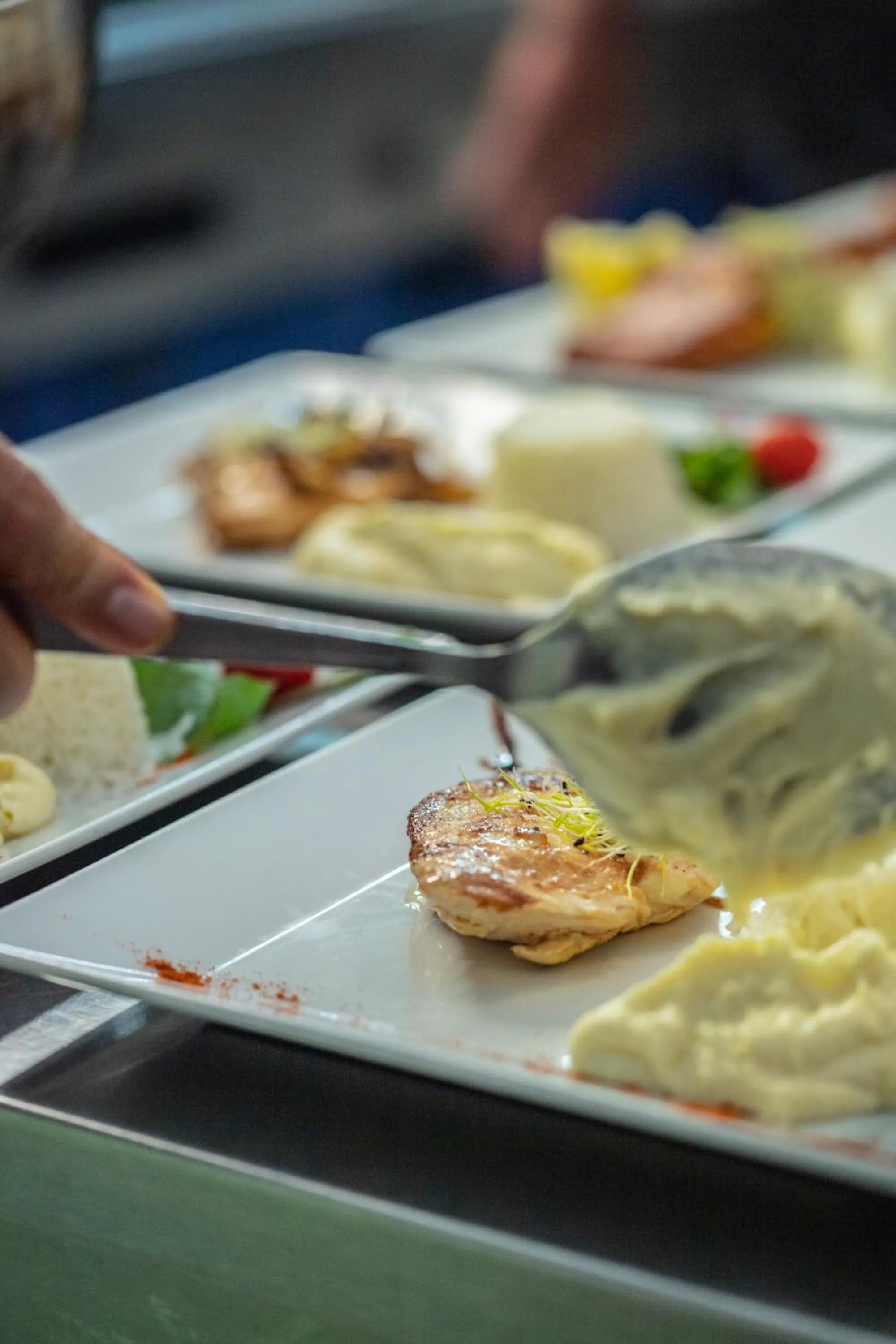 Restaurant/places to eat in Logis Hôtel - Le Relais du Parisis