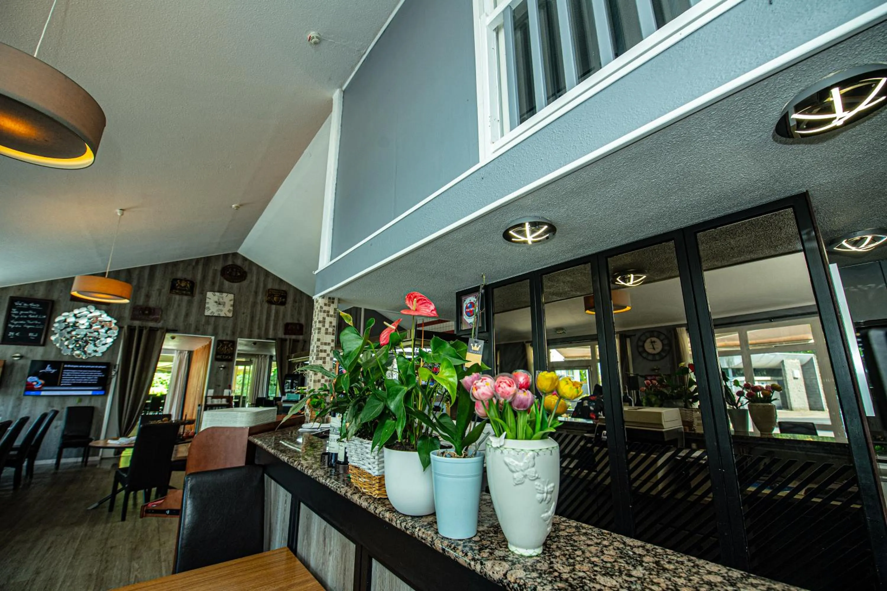 Restaurant/places to eat in Logis Hôtel - Le Relais du Parisis