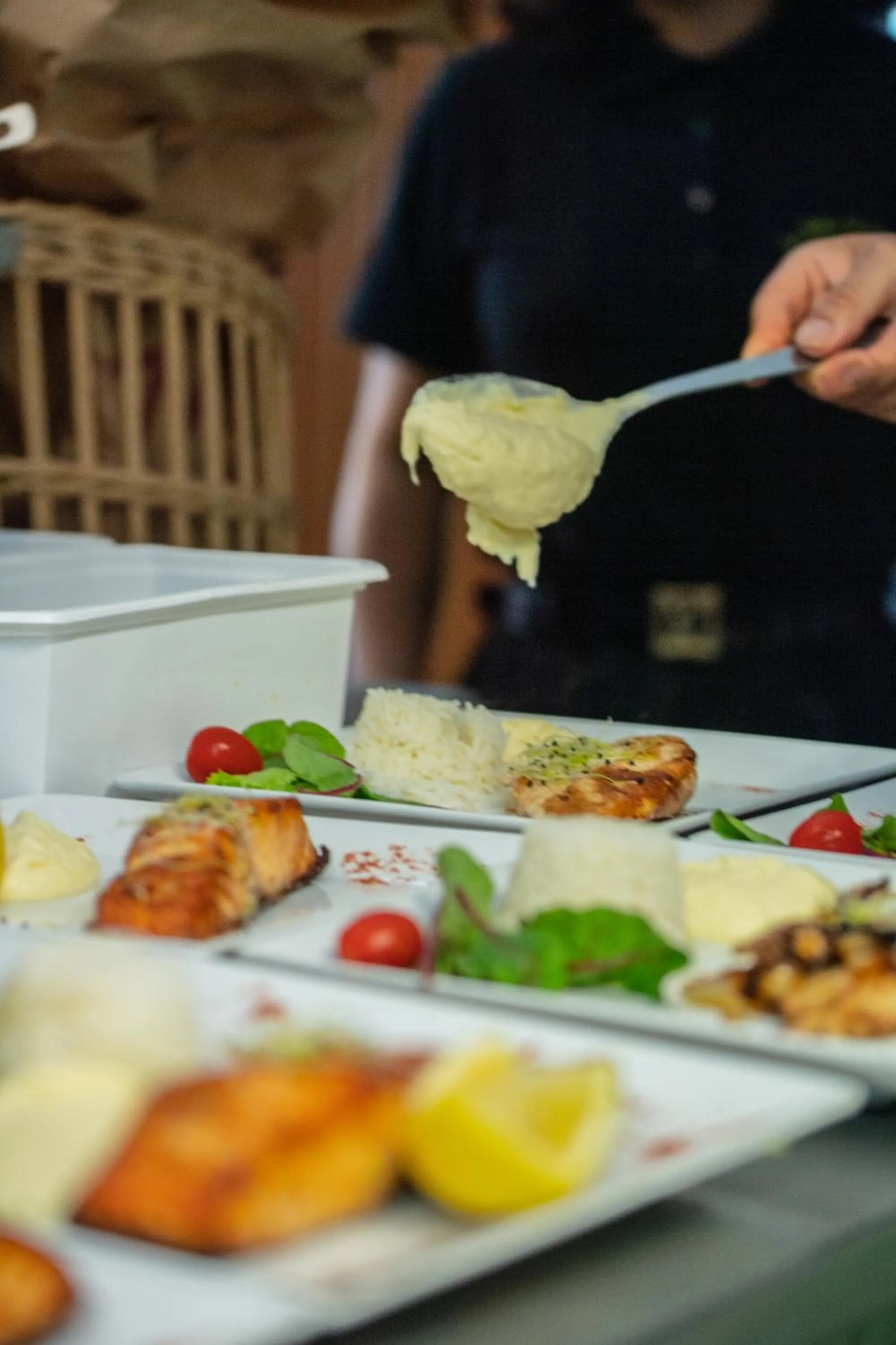 Restaurant/places to eat in Logis Hôtel - Le Relais du Parisis