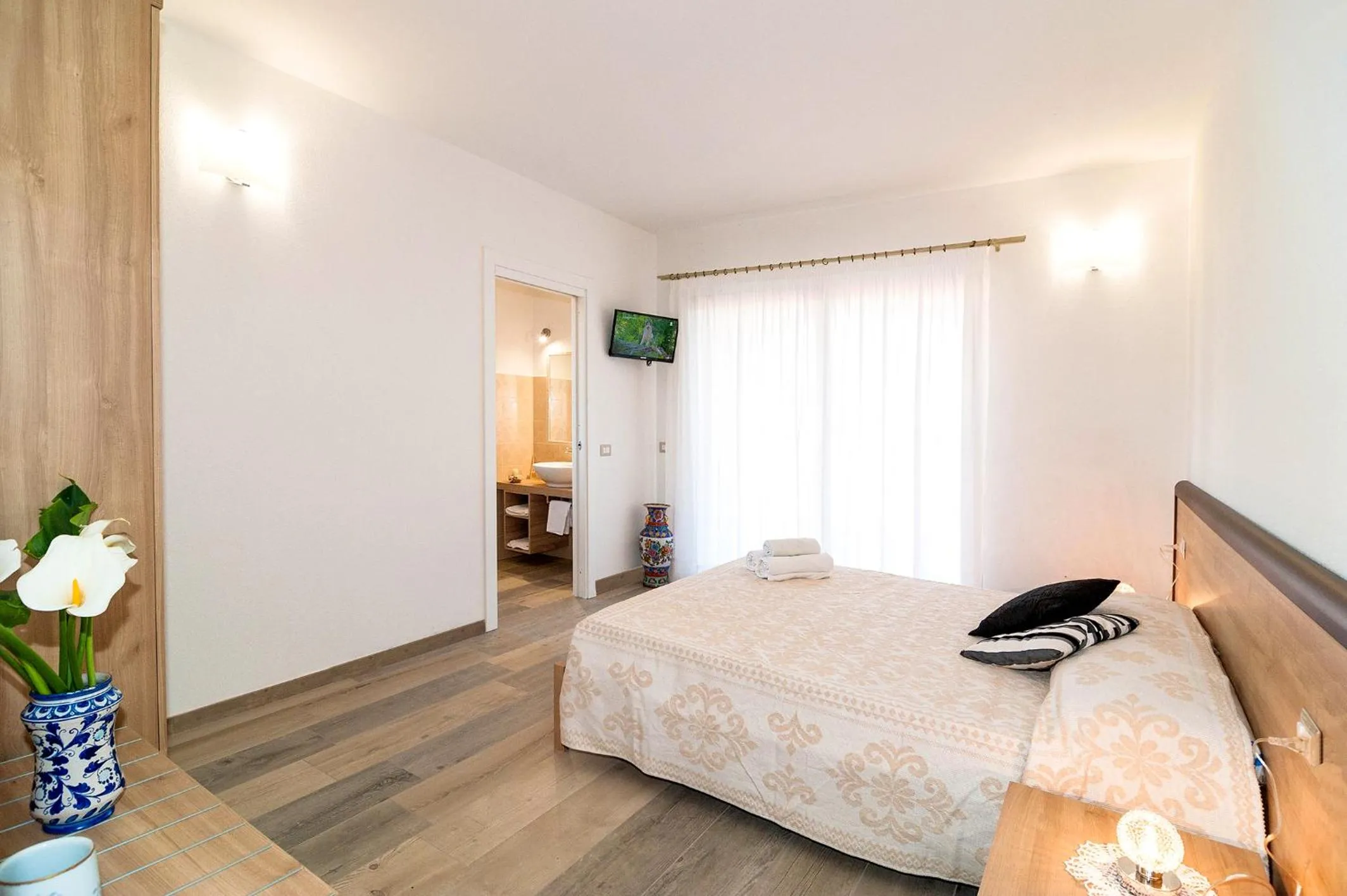 Bed in MOLAROTTO CAMERE CON ANGOLO COTTURA