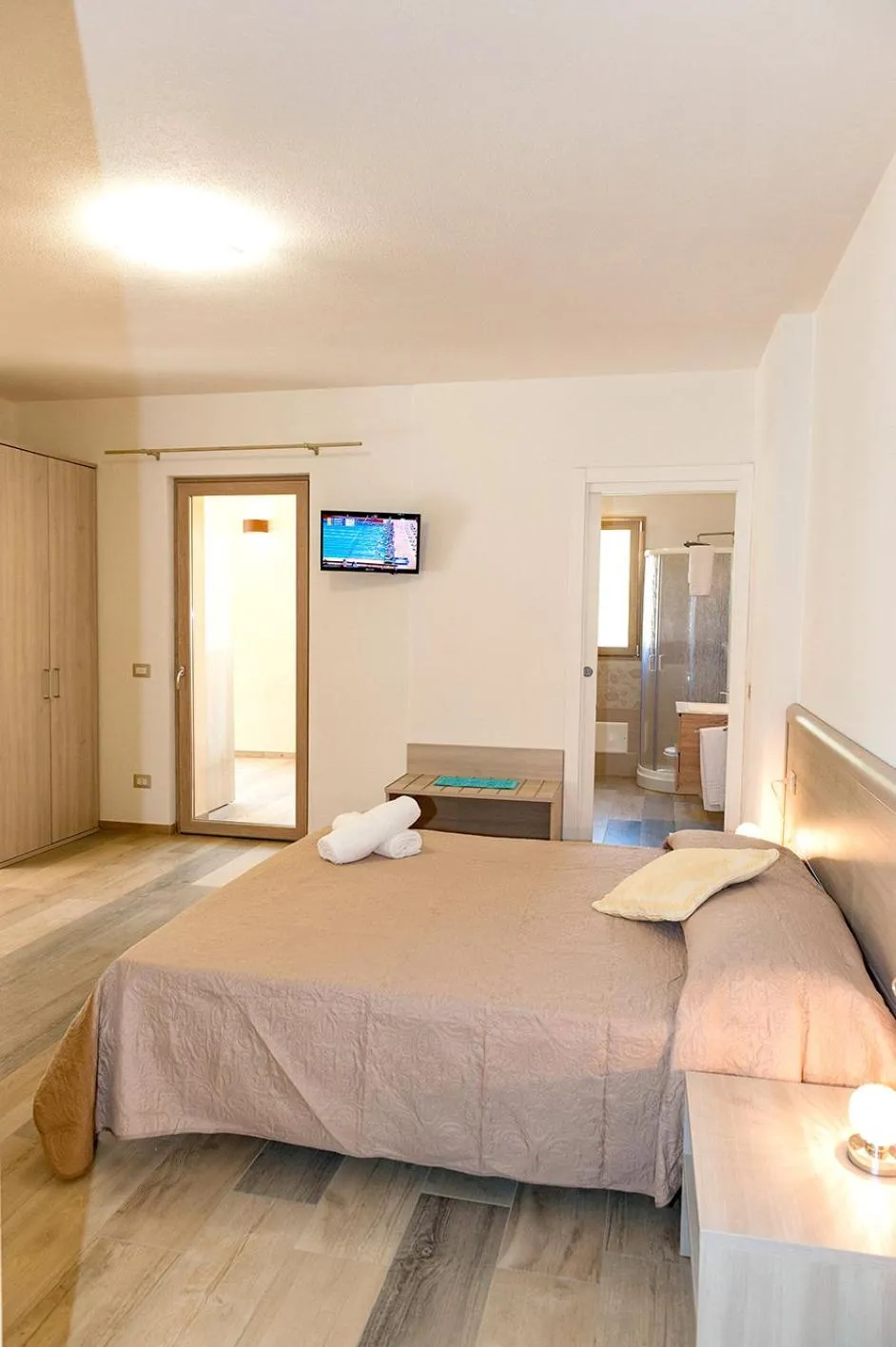 Bed in MOLAROTTO CAMERE CON ANGOLO COTTURA